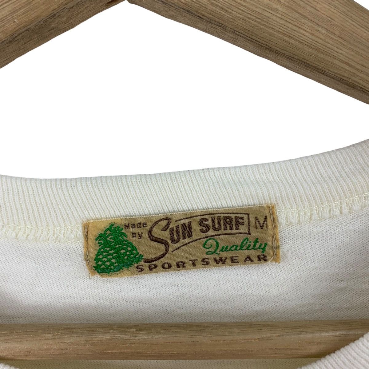 Sun Surf × Toyo Enterprises × Vintage Vintage SUN SURF by TOYO ENTERPRISES flower printed tee Size US M / EU 48-50 / 2 - 3 Thumbnail
