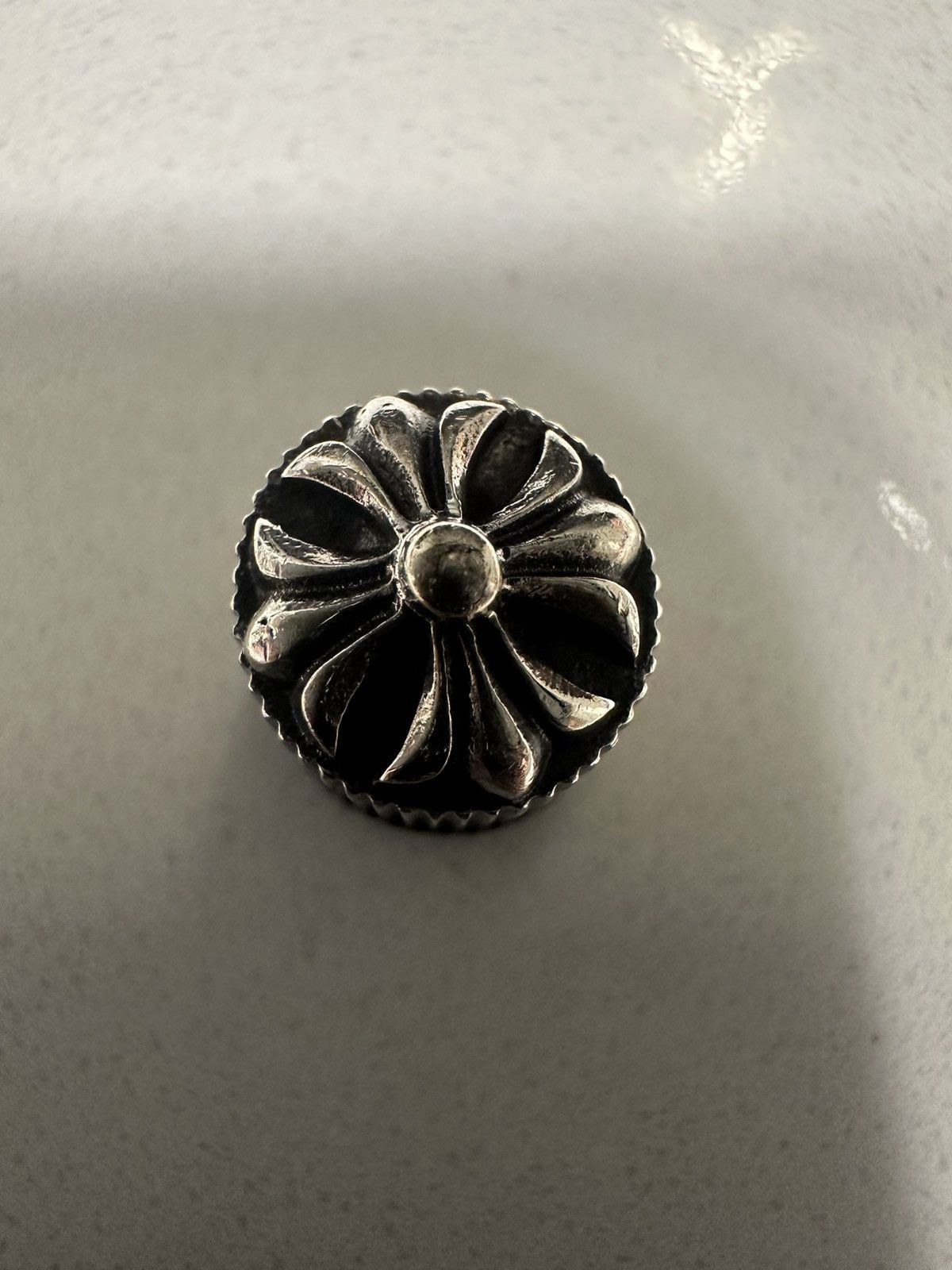 Chrome Hearts 🔥Chrome Hearts Car Silver Valve Cap🔥 Size ONE SIZE - 3 Thumbnail
