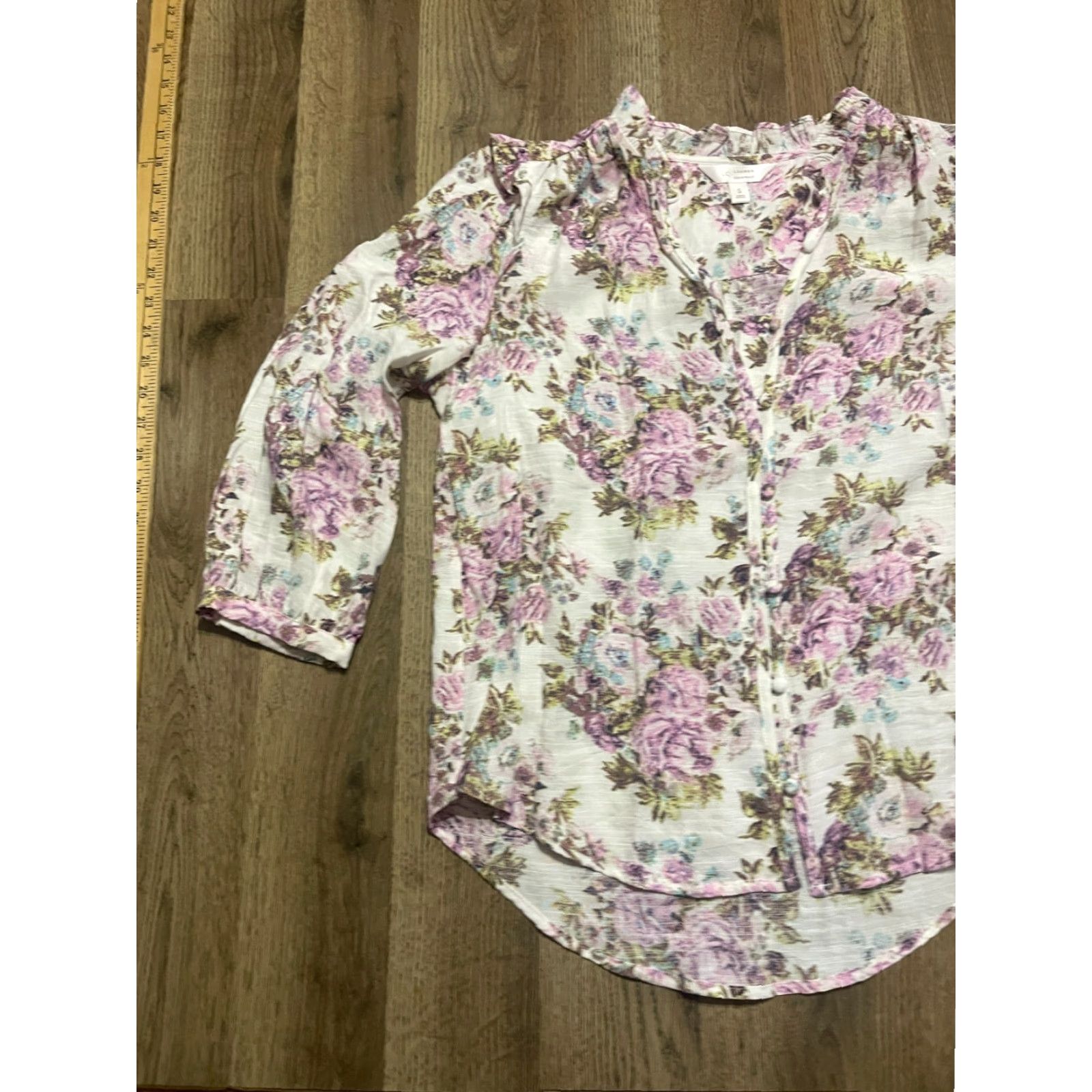 Vintage LC Lauren Conrad Blouse Women's Size Small Button-Up Floral Purple White Long Sleeve Shirt Casual Modern Fall Spring Summer Womens Size S / US 4 / IT 40 - 3 Thumbnail