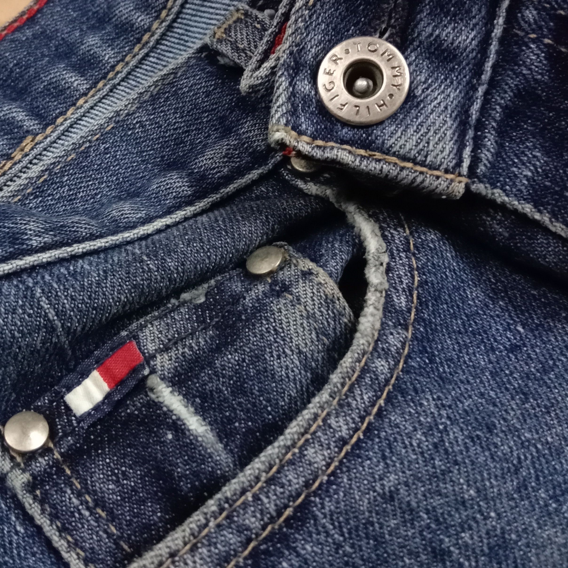 Tommy Hilfiger 🔥🔥Distressed Tommy Hilfiger Baggy Flared Pants Size US 32 / EU 48 - 8 Thumbnail