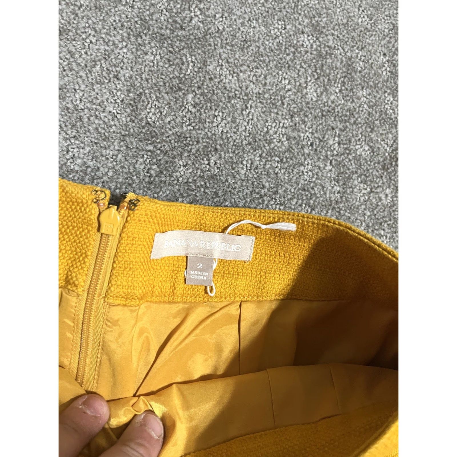 Banana Republic Banana Republic Skirt Womens Size 2 A-Line Pleated Knee Length High Rise Yellow Rayon Blend Knit Stretch Size 26" / US 2 / IT 38 - 3 Thumbnail