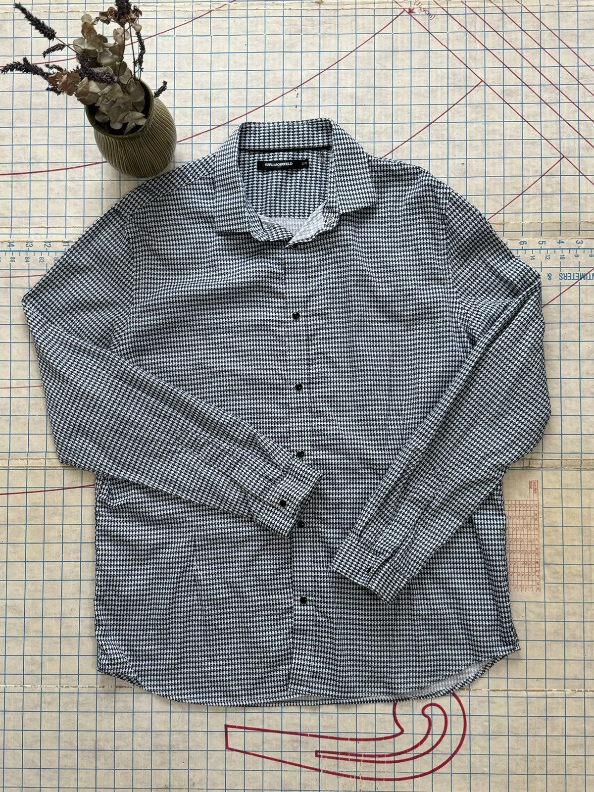 Karl Lagerfeld Karl Lagerfeld Pearl Snap Button Up Shirt Size XL Size US XL / EU 56 / 4 - 8 Thumbnail