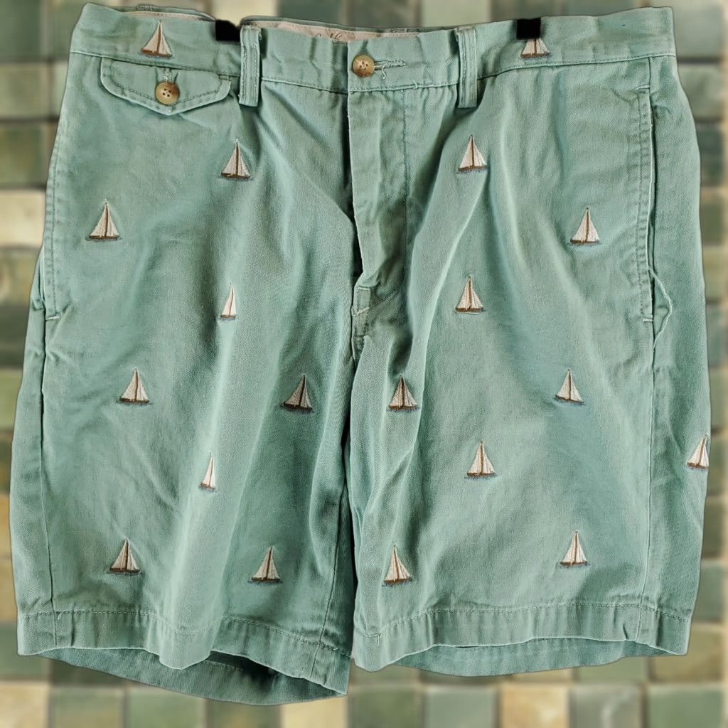 Polo Ralph Lauren Polo Ralph Lauren Shorts Mens 34 Green Allover Embroidered Sailboats Chino 33 (34 Actual) Size US S / EU 44-46 / 1 - 1 Thumbnail