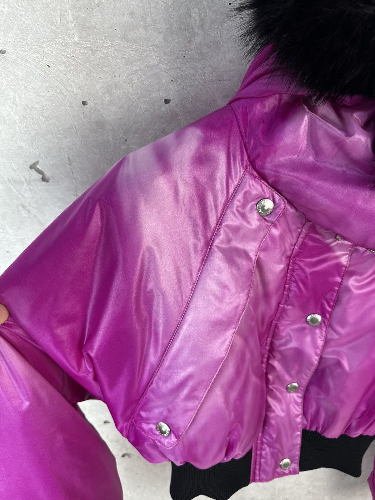 Dolce & Gabbana Dolce & Gabbana Fuchsia Cropped Hooded Raccoon Trim Jacket Size US XS / EU 42 / 0 - 16 Thumbnail