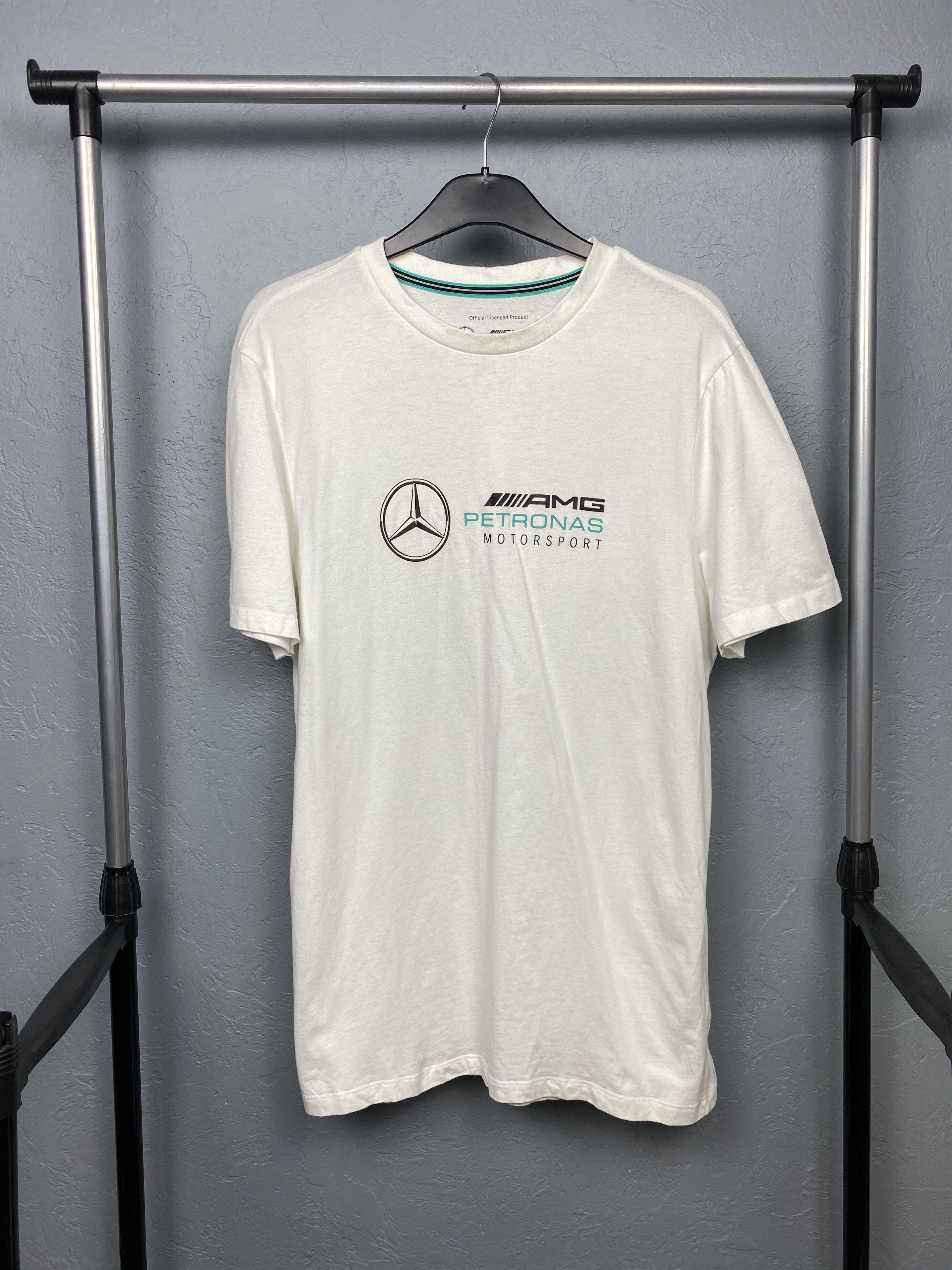 Mercedes-Benz Mercedes Benz AMG Petronas Formula 1 Mens T-Shirt Size US L / EU 52-54 / 3 - 1 Thumbnail