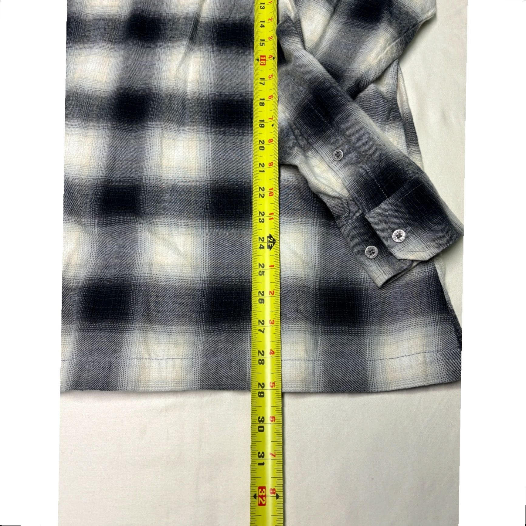 Born KUHL Mens Large Plaid Flannel Long Sleeve Button Up Shirt Outdoor Wool? Size US L / EU 52-54 / 3 - 7 Thumbnail