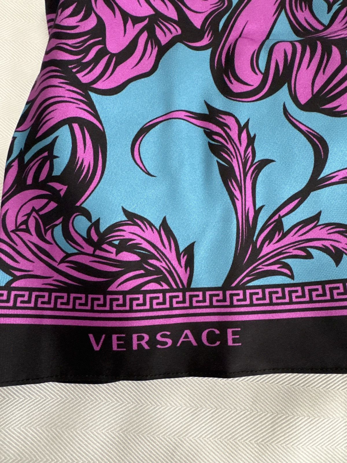 Versace Versace silk halter top Size ONE SIZE - 7 Thumbnail