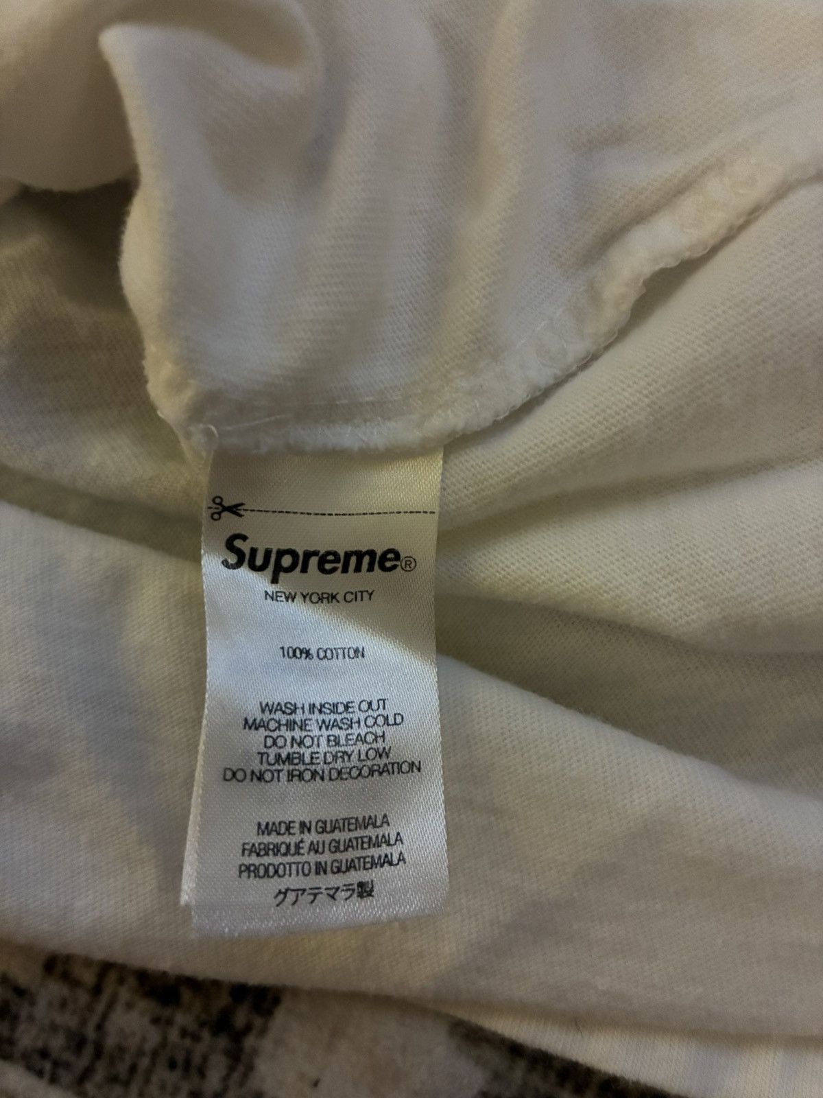 Supreme Supreme arabic white tee Size US XL / EU 56 / 4 - 4 Thumbnail