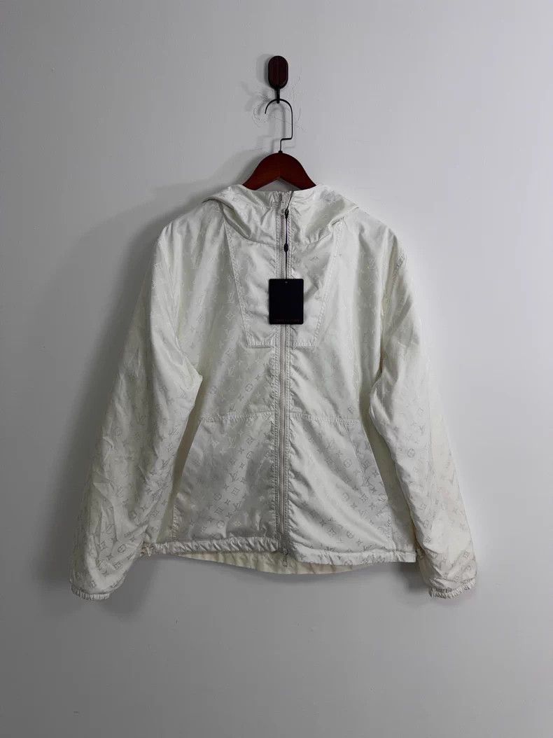Louis Vuitton Louis Vuitton White double-sided presbyopic pin assault ja Size US L / EU 52-54 / 3 - 1 Thumbnail