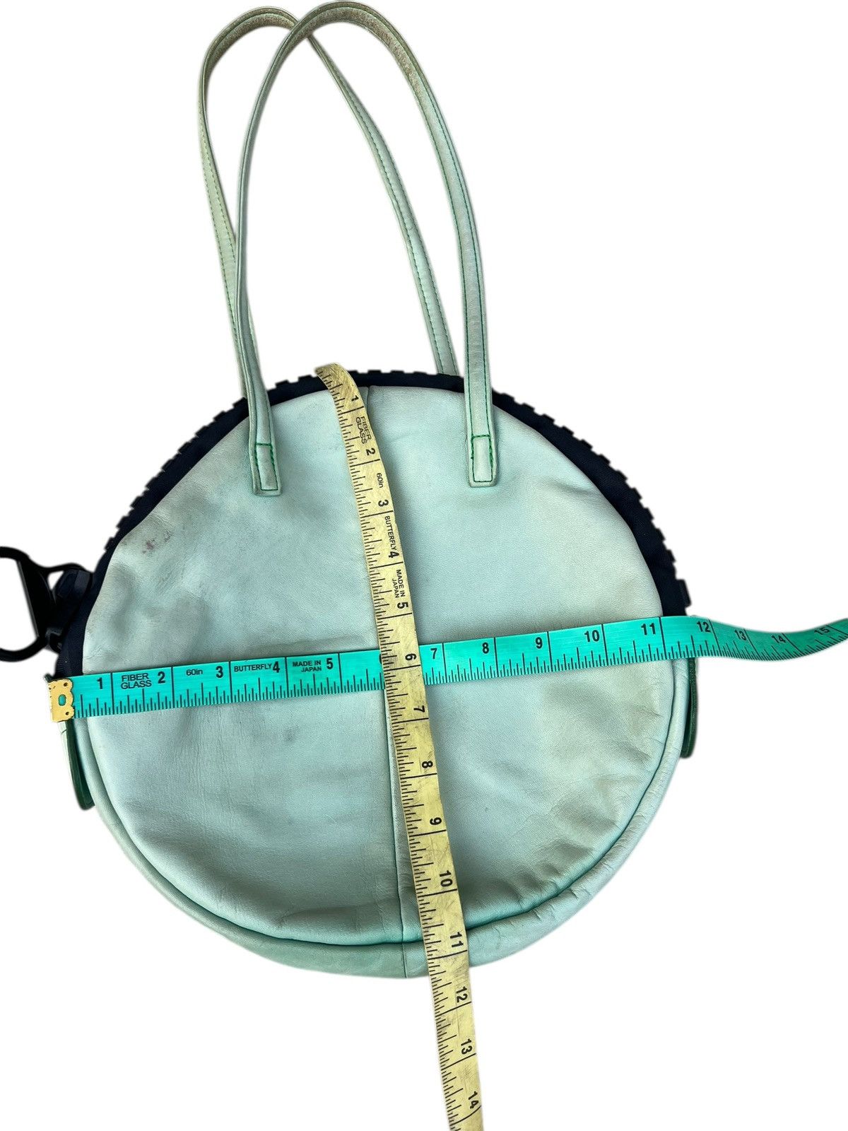 Yohji Yamamoto Kawa-Kawa Japan Patina Leather Round Shoulder Bag Size ONE SIZE - 3 Thumbnail