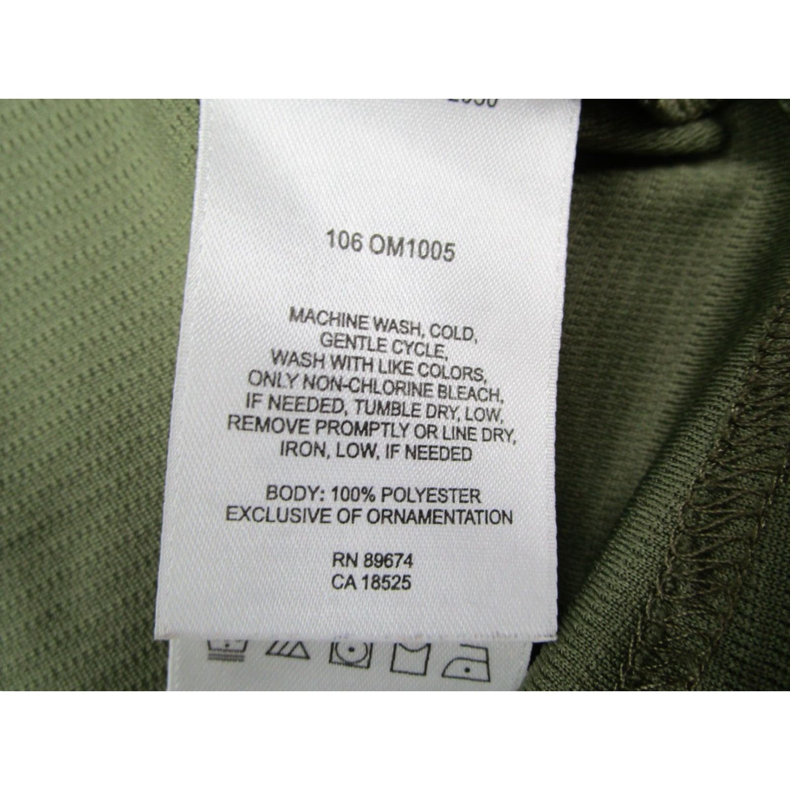 Mountain Hardwear Mountain Hardwear Shirt Mens Green Medium Quarter Zip Performance Polo Work Hike Size US M / EU 48-50 / 2 - 4 Thumbnail