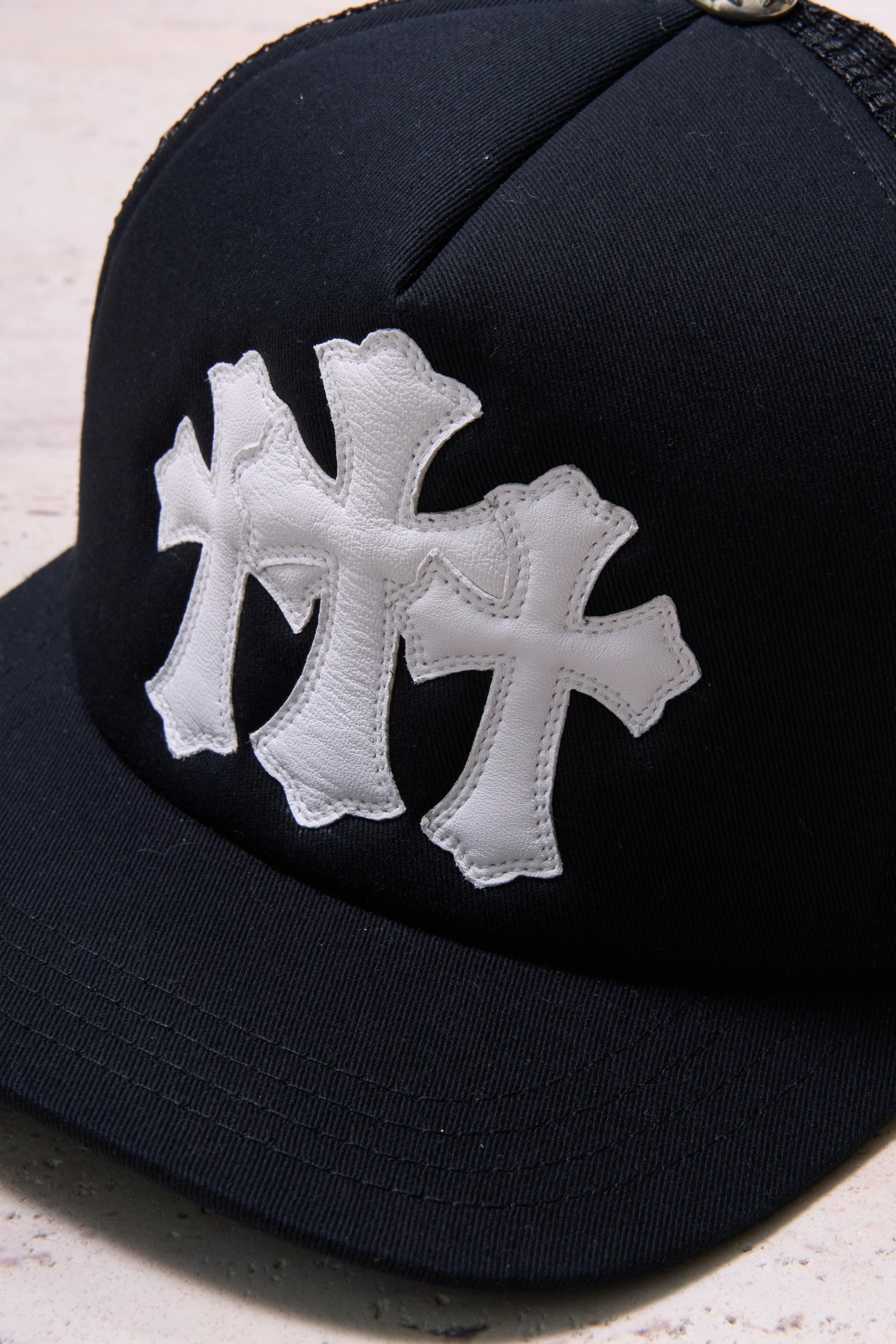Chrome Hearts Chrome Hearts three cemetery cross trucker hat black Size ONE SIZE - 9 Thumbnail