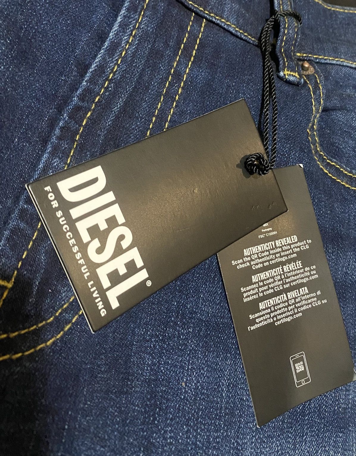 Diesel Diesel 2000 Wide Jeans NWT Size 28" / US 6 / IT 42 - 3 Thumbnail