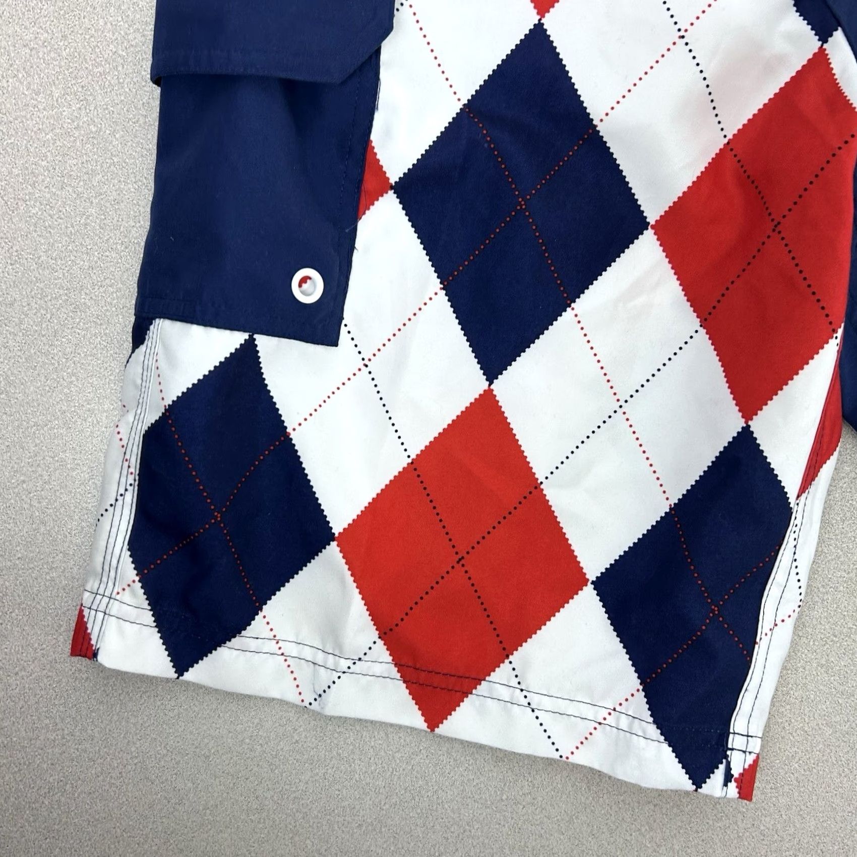 Vintage Loudmouth Board Shorts Men 32 X 11 Red White Blue Swim Trunks Size US 32 / EU 48 - 4 Thumbnail