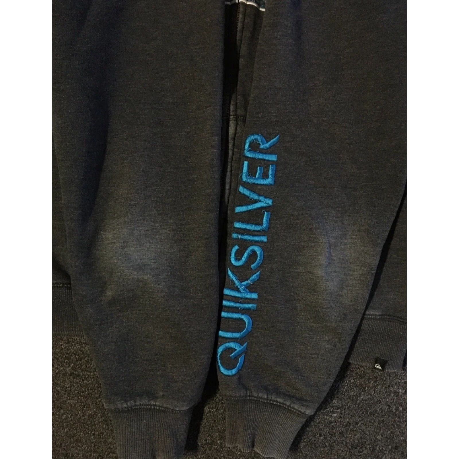 Billabong VINTAGE Quiksilver Faded Zip Hoodie Shirt XS Surf Grunge Emo 90s Y2K Billabong Gray Mens Regular Zip Lined Sherpa Pattern Striped Size US XS / EU 42 / 0 - 6 Thumbnail