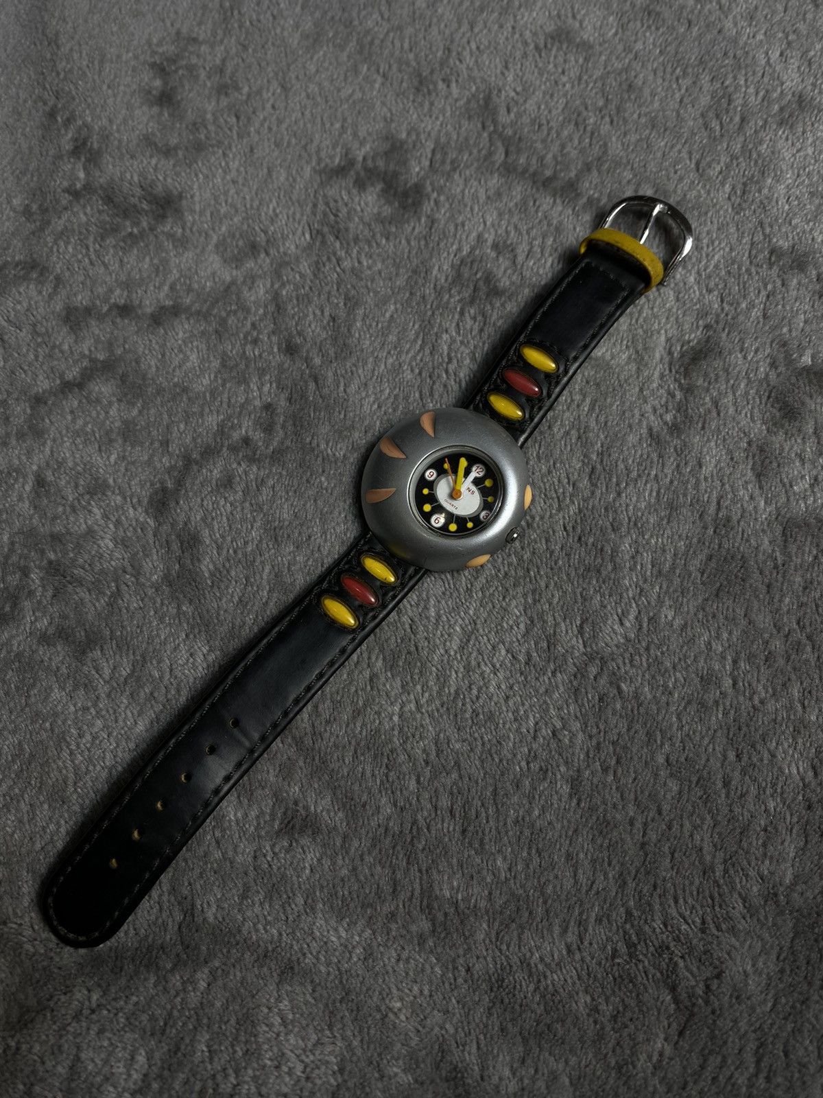 Japanese Brand × Jewelry × Vintage Futuristic Vintage Japanese Style Twins Design Watch Size ONE SIZE - 1 Thumbnail