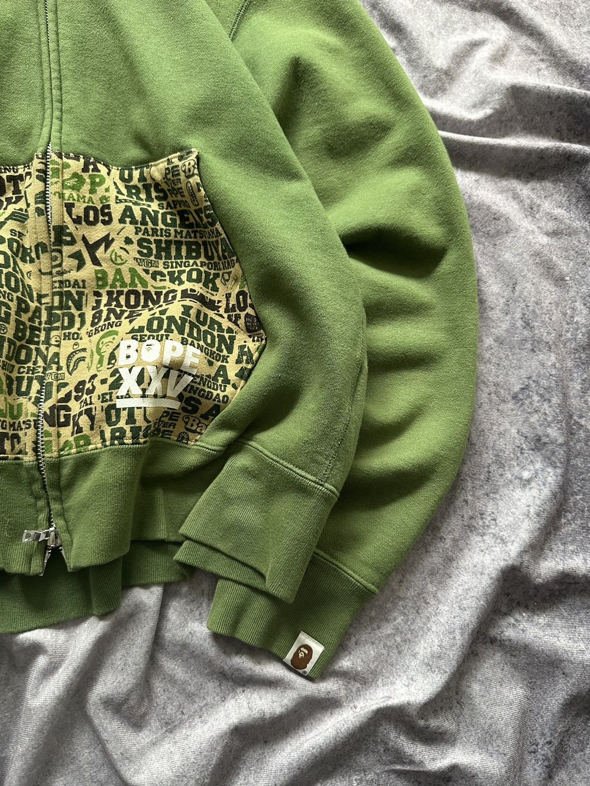 Bape Bape 25th Anniversary City Camo Green Full Zip Shark Hoodie Size US M / EU 48-50 / 2 - 8 Thumbnail