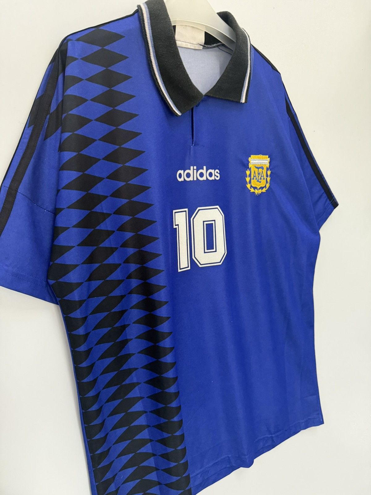 Adidas ❤️‍🔥Private Collection Argentina 94 Away WorldCup USA Rare Size US M / EU 48-50 / 2 - 5 Thumbnail