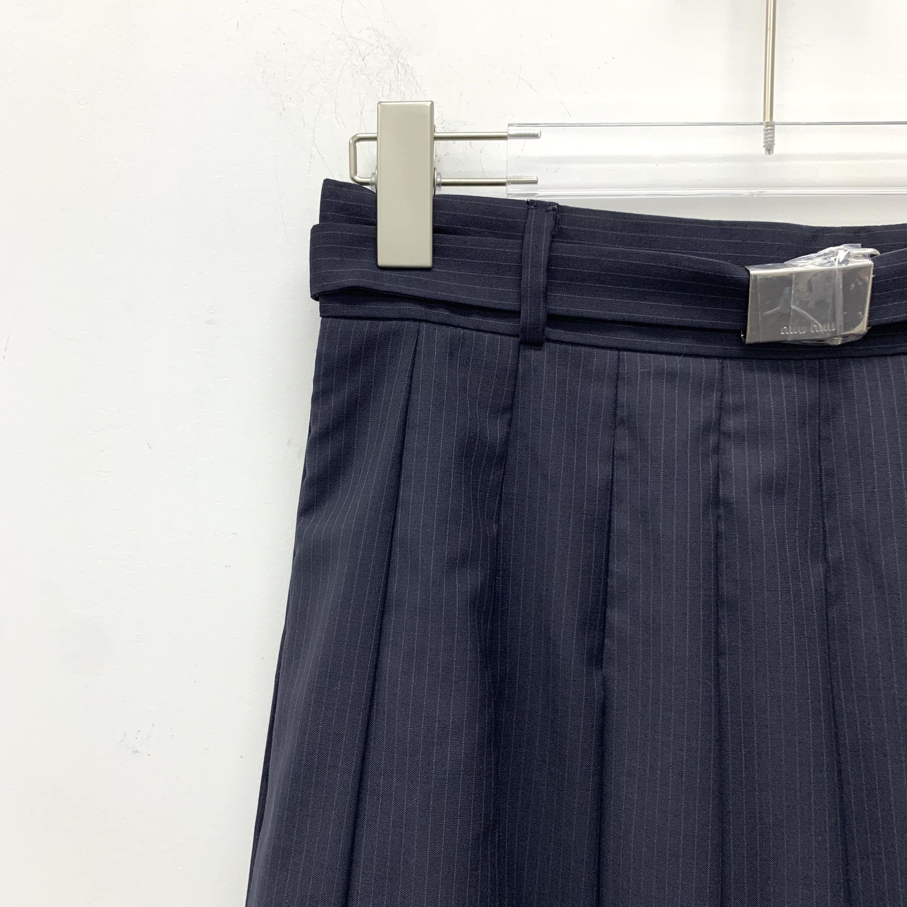Miu Miu Miu Miu Dark Blue Striped Wool Pleated Skirt (Size S) Size 26" / US 2 / IT 38 - 7 Thumbnail