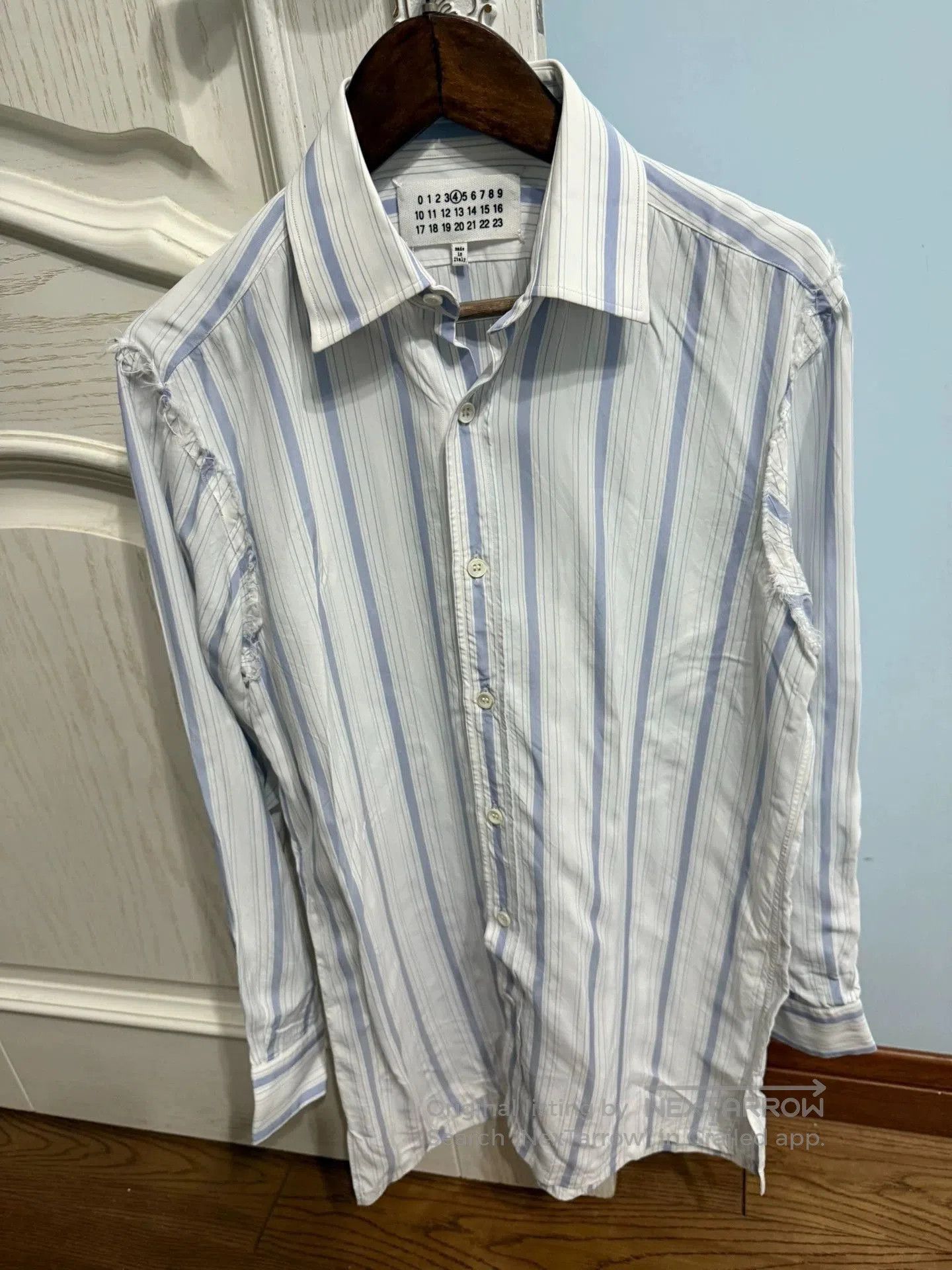 Maison Margiela White Striped Long Sleeve Button-Up Shirt. Size US XXS / EU 40 - 3 Thumbnail