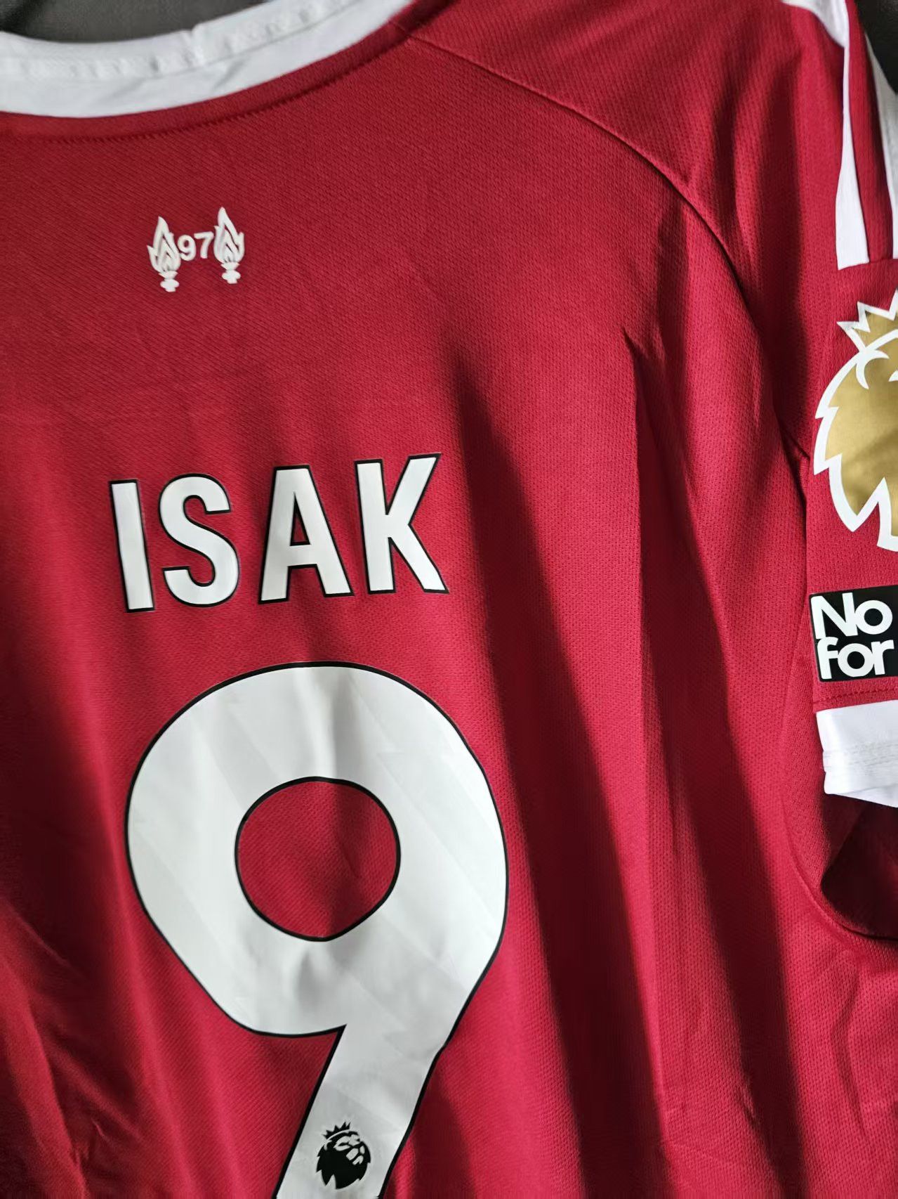 Other 9 Alexander Isak Jersey 2025 26 Liverpool Size US XL / EU 56 / 4 - 6 Thumbnail