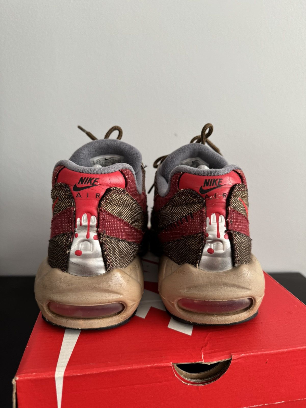 Nike Nike Air Max 95 Freddy Krueger Halloween Brown Red patta sb Size US 10.5 / EU 43-44 - 2 Thumbnail