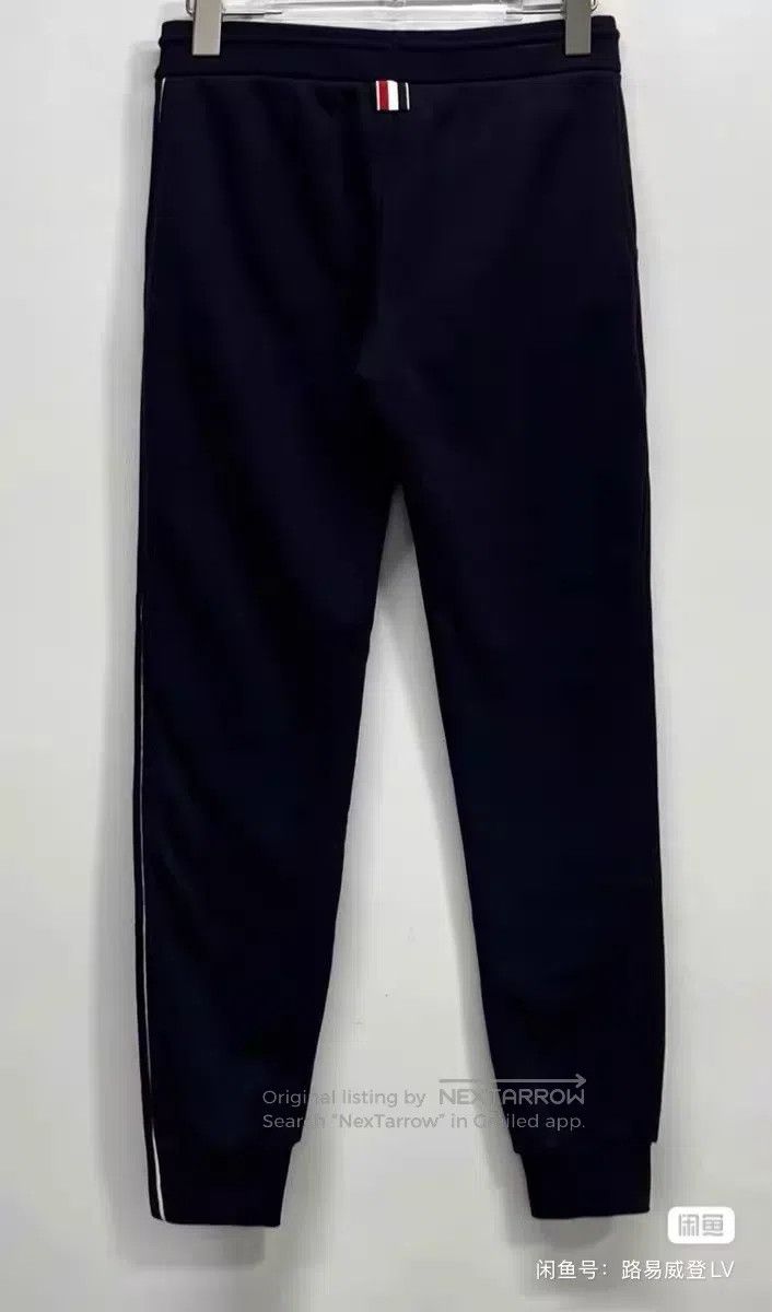 Thom Browne Thom Browne Navy Blue Side Striped Knit Sporty Casual Trou Size 25" / US 0 / IT 36 - 2 Thumbnail