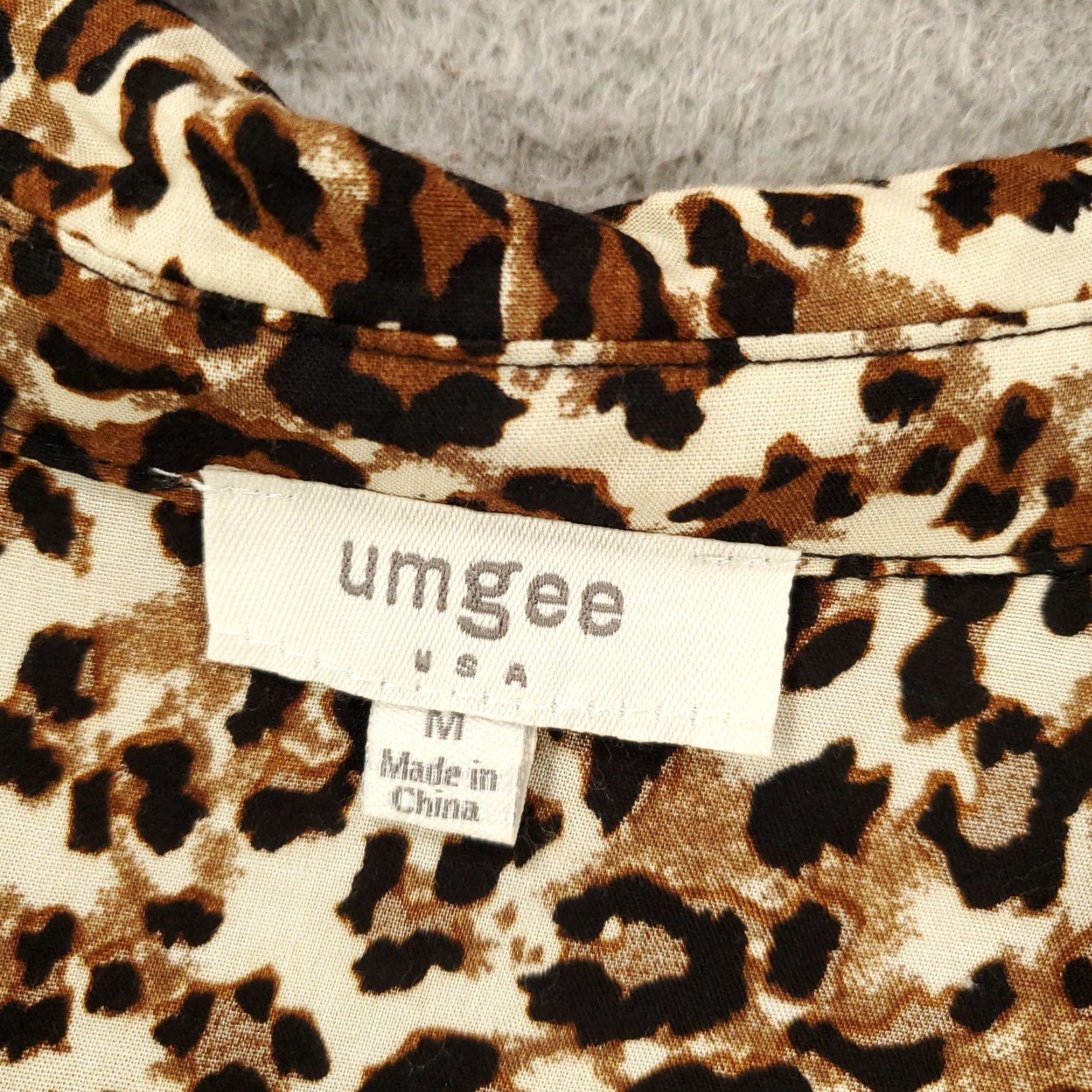 Vintage Womens Leopard Print Tunic Oversize Medium Long Sleeve V-Neck Collared Blouse Casual Shirt Oversized Modern UMGeE Size M / US 6-8 / IT 42-44 - 5 Thumbnail