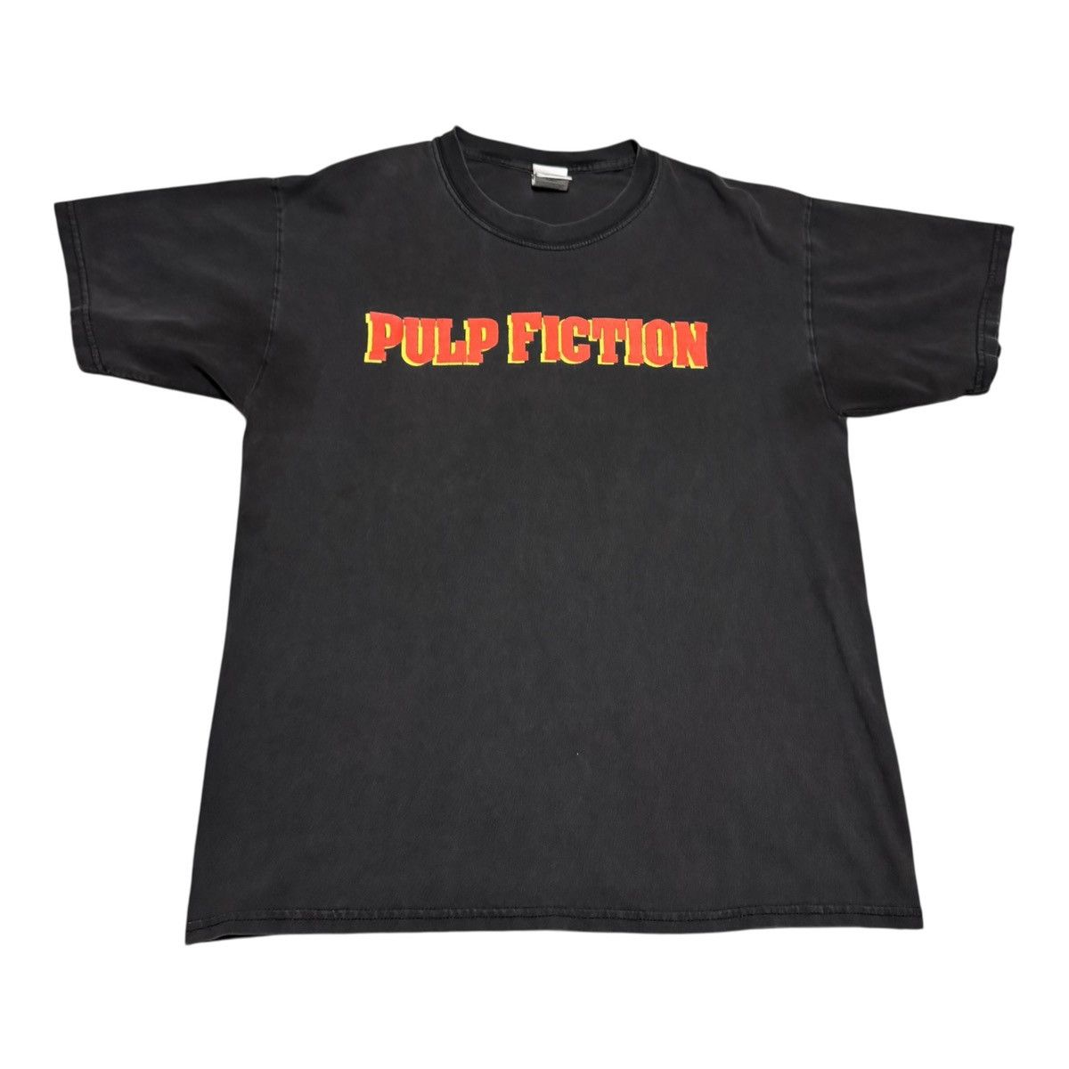 Gildan 2000s Gildan Pulp Fiction Bring out the Gimp Shirt Men's L Size US L / EU 52-54 / 3 - 3 Thumbnail
