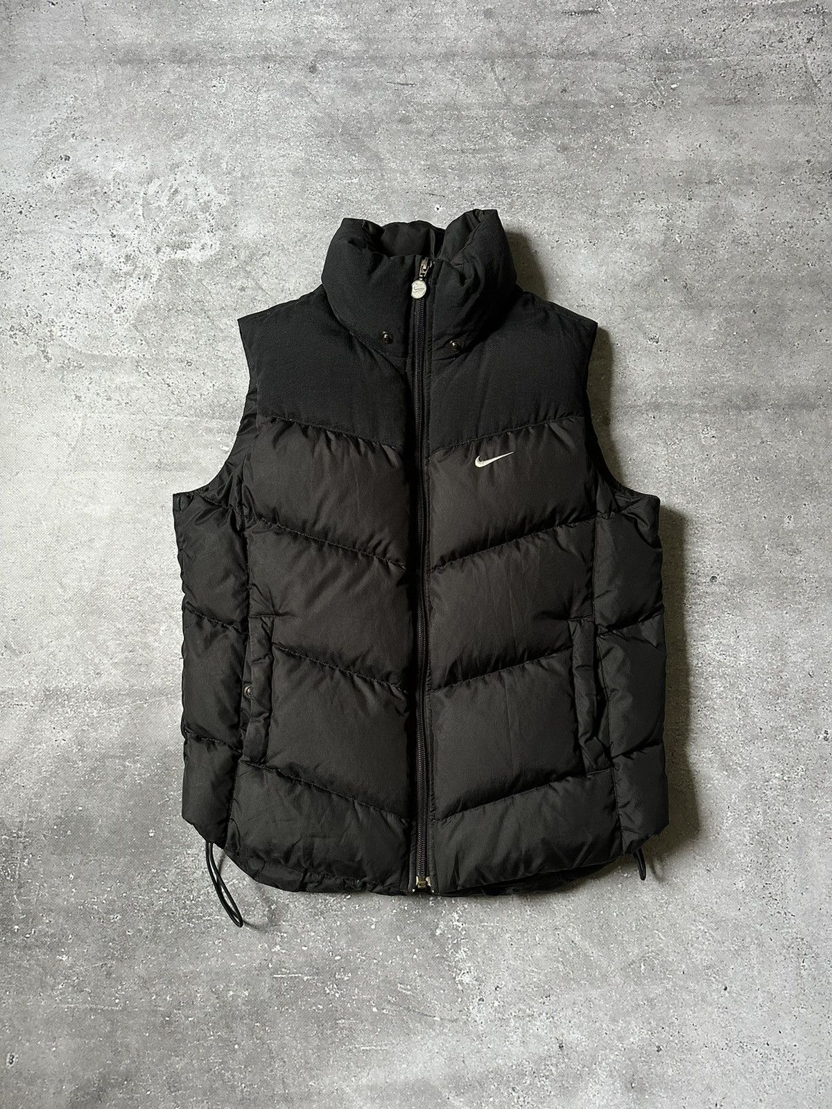 Nike × Vintage Vintage Y2K Nike Women’s Puffer Vest Jacket Size US S / EU 44-46 / 1 - 1 Thumbnail