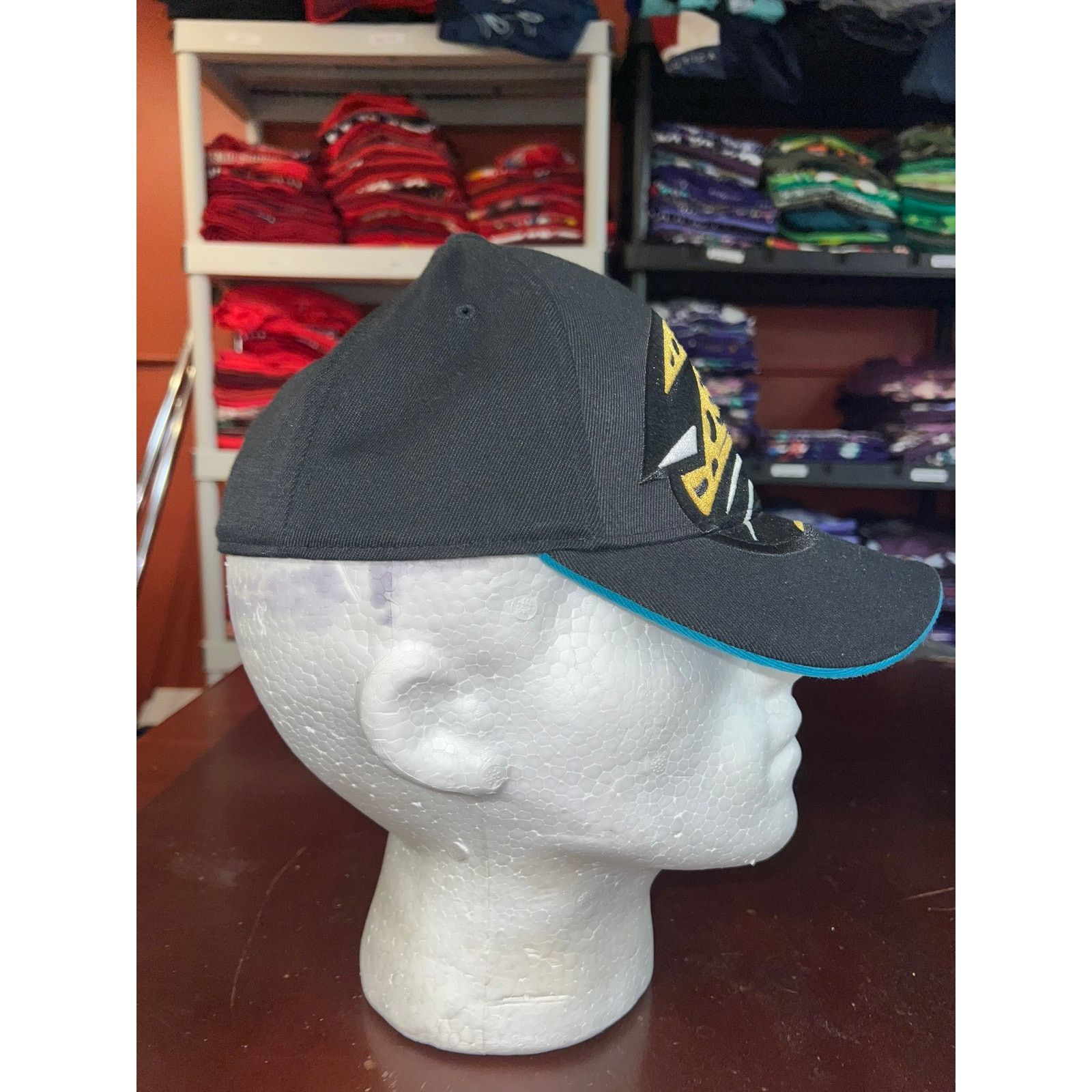 Reebok Jacksonville Jaguars Big Logo Hat Largo Fitted NFL Cap OS Size ONE SIZE - 6 Thumbnail