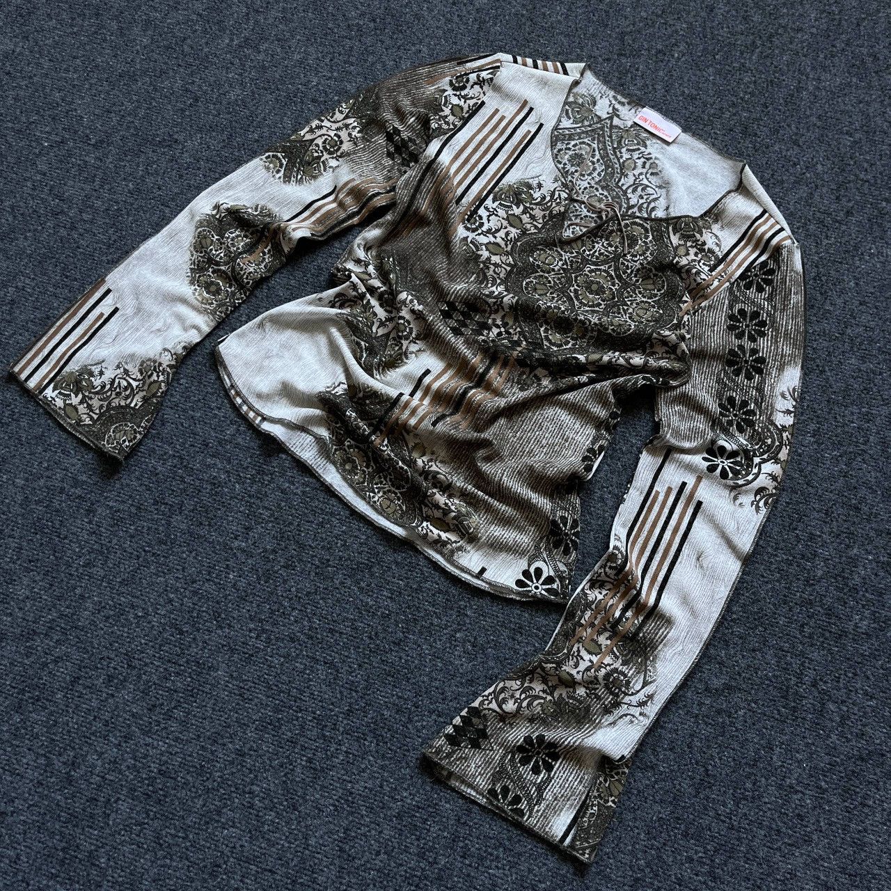 Y/Project VTG Women’s Japanese Style Gin Tonic Size M Long-sleeve Size M / US 6-8 / IT 42-44 - 3 Thumbnail