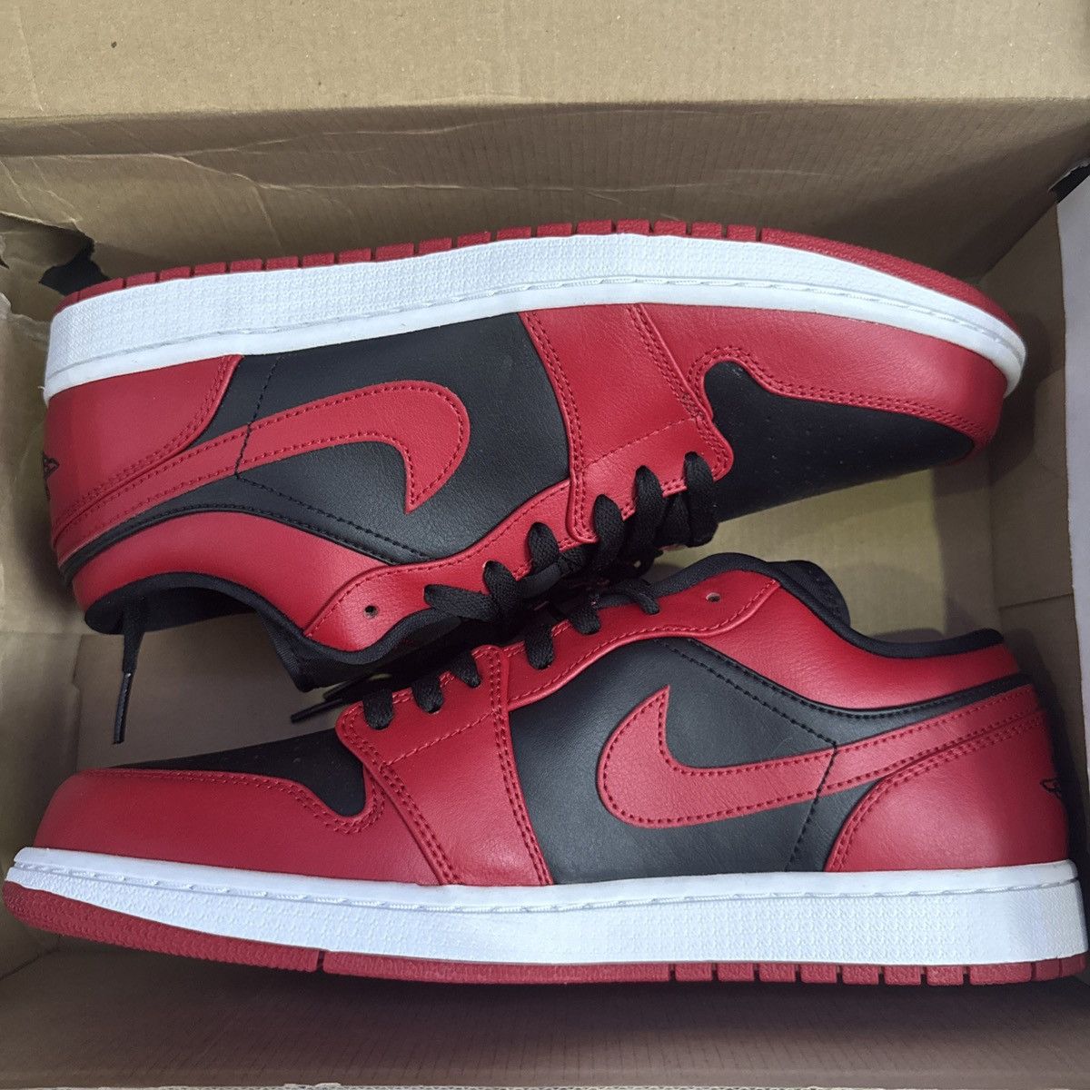 Jordan Brand JORDAN 1 LOW REVERSE BRED Size US 11 / EU 44 - 1 Thumbnail