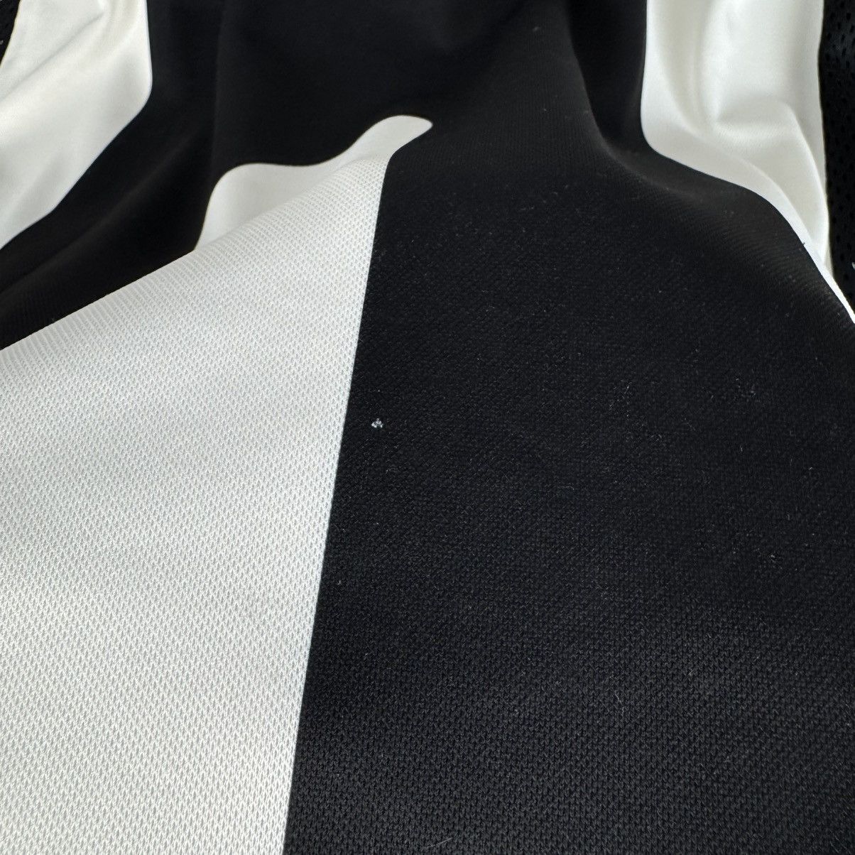 Kappa JUVENTUS 1997 1998 HOME FOOTBALL SHIRT SOCCER JERSEY VINTAGE Size US XL / EU 56 / 4 - 12 Thumbnail