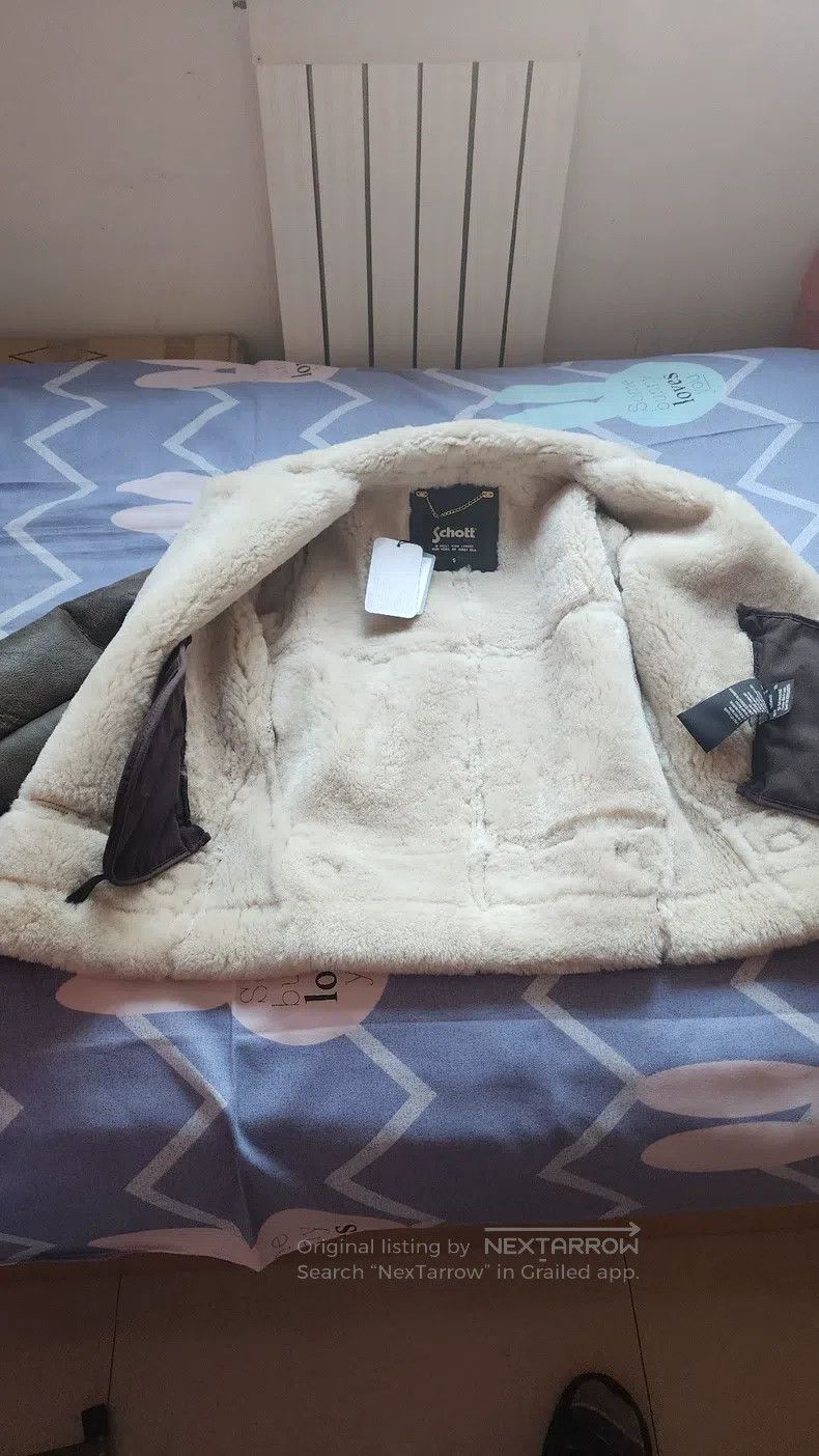 Schott Schott B3 fur one-piece sheepskin Size US S / EU 44-46 / 1 - 3 Thumbnail