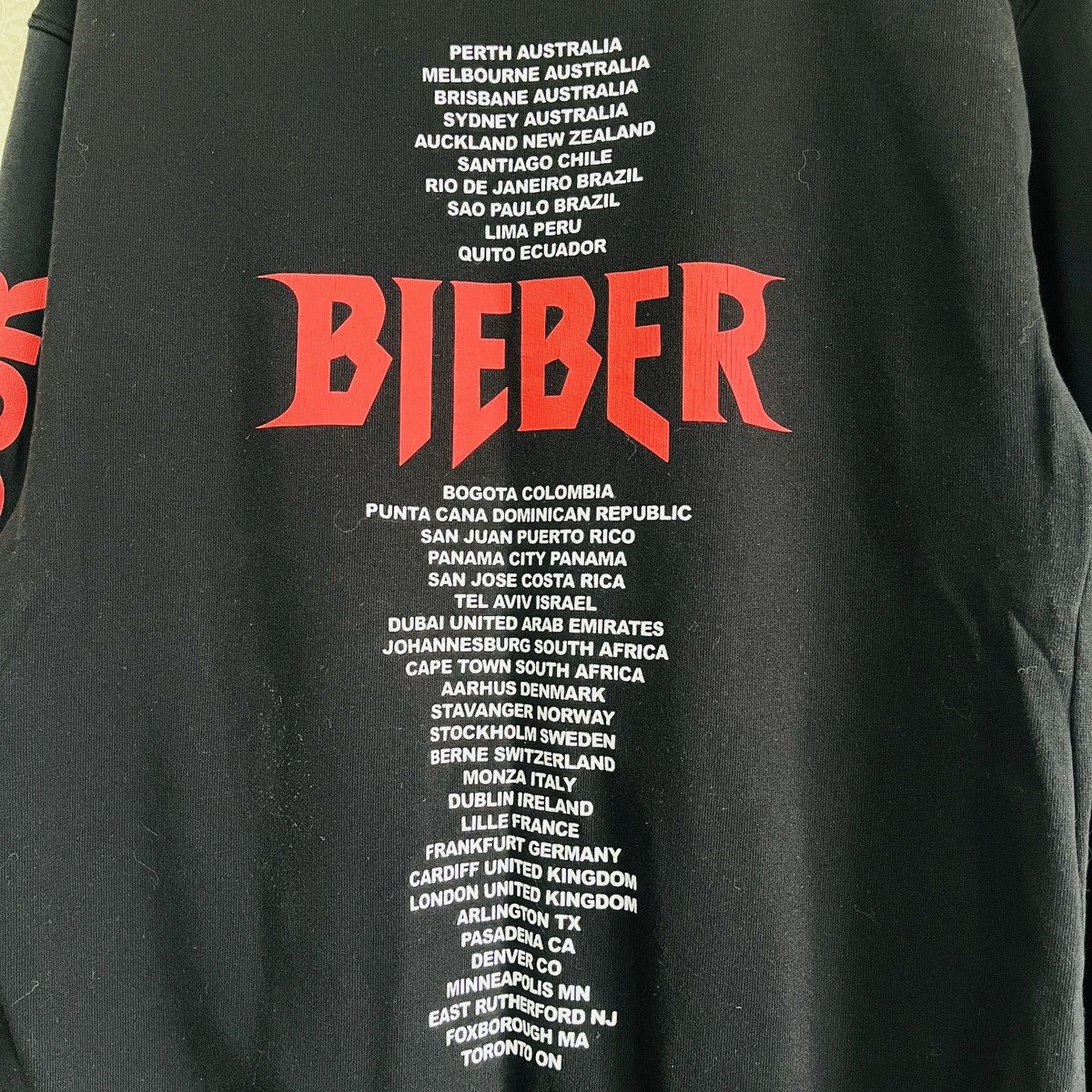 Band Tees × Justin Bieber Justin Bieber Crew Team Sweater Stadium Tour 2017 Size US M / EU 48-50 / 2 - 12 Thumbnail
