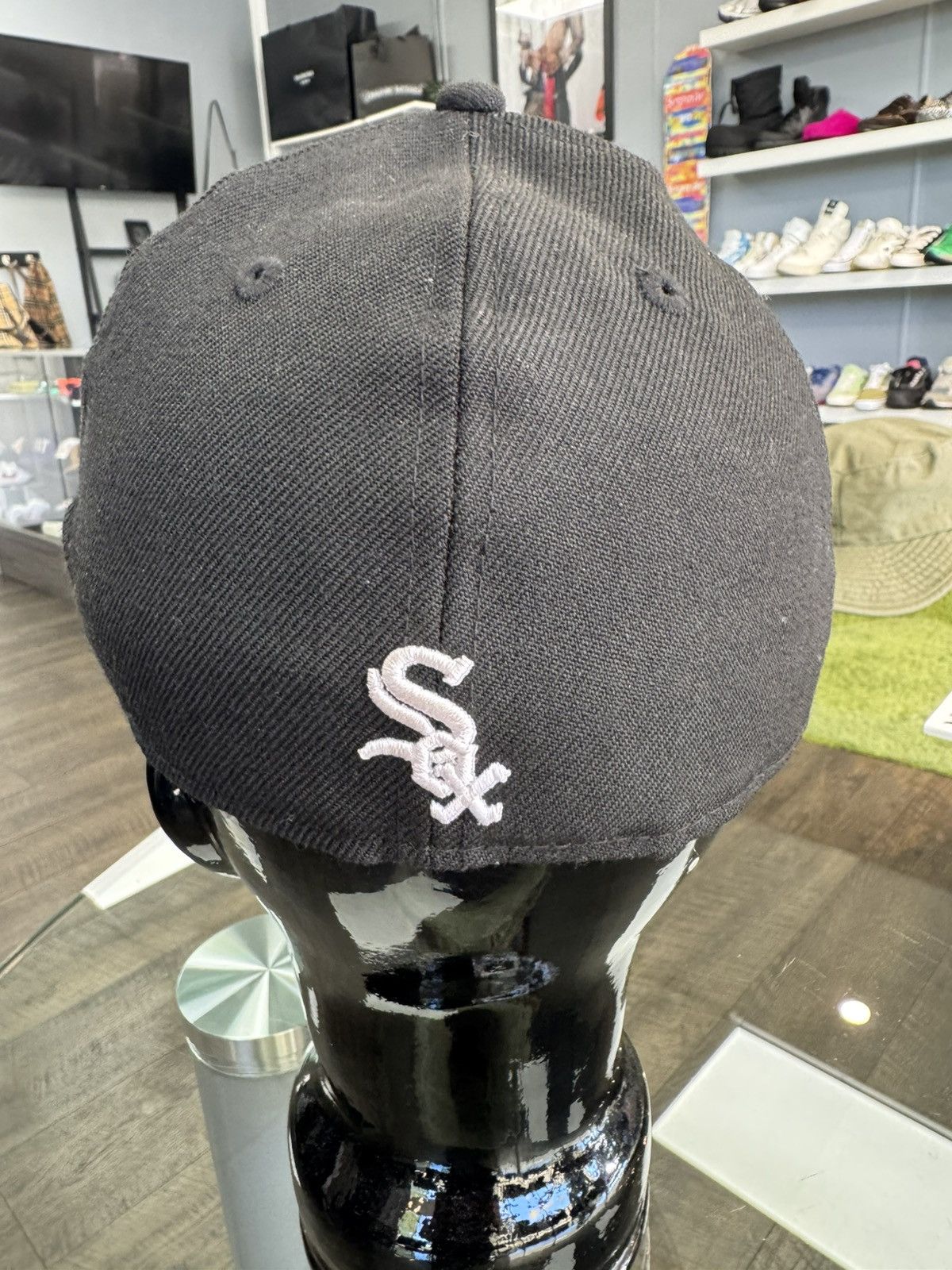 Kith × New Era Serif White Sox Cap Black 7-1/8 (56.8cm) Size ONE SIZE - 2 Thumbnail