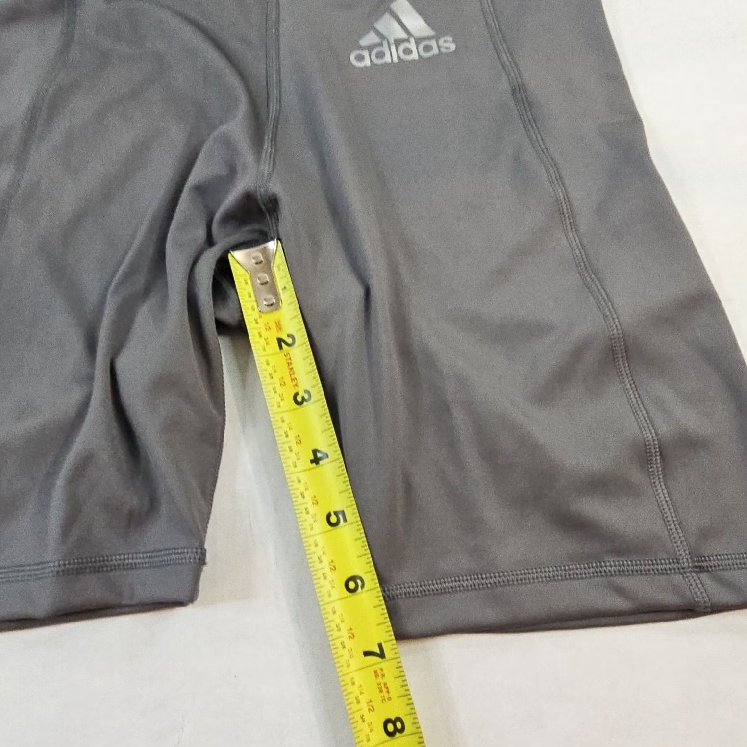 Adidas Adidas Primegreen Aeroready Techfit 3" Mid Rise Gray Womens S Volleyball Shorts Size 28" / US 6 / IT 42 - 7 Thumbnail