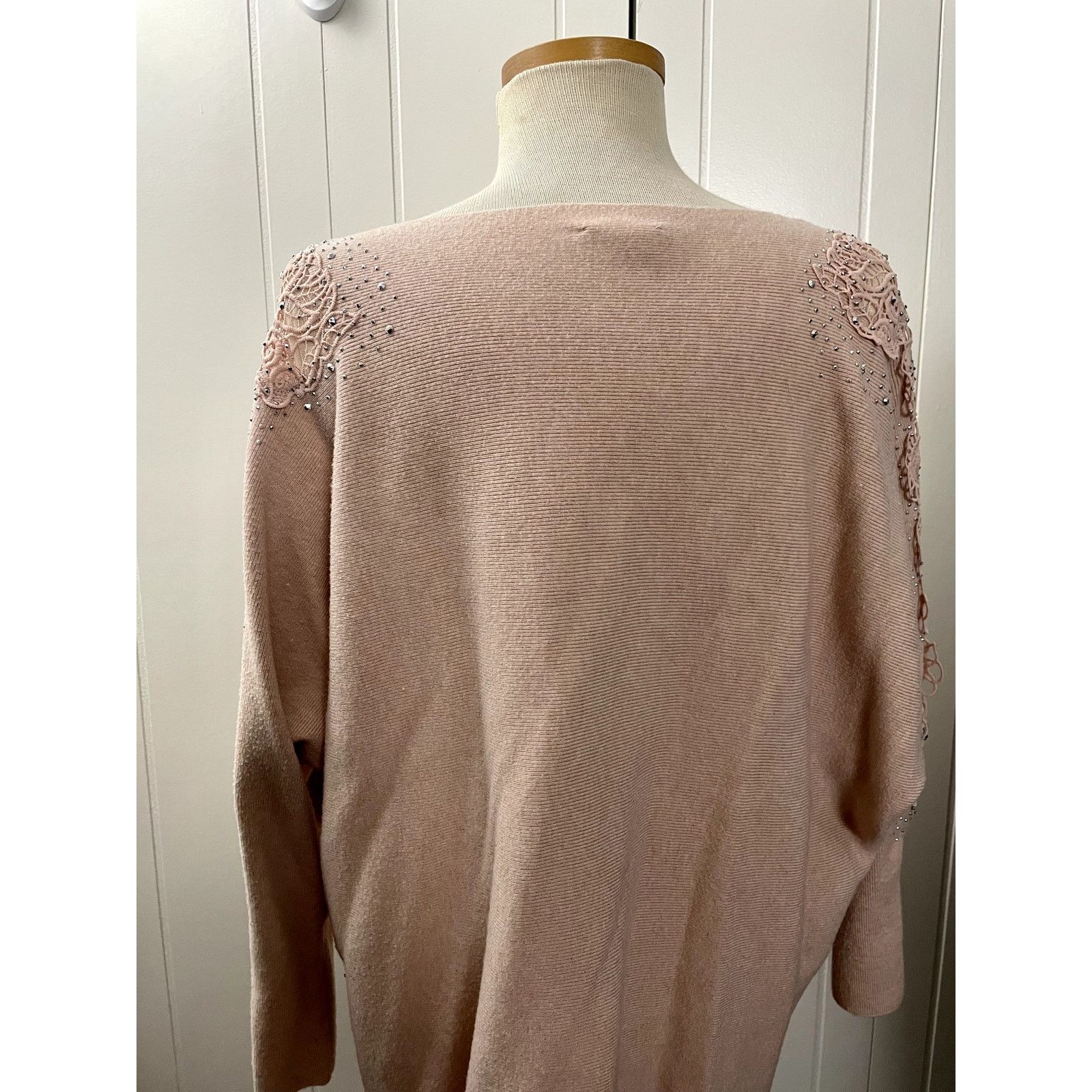 Other Preloved Siren Lily Jeweled Long Sleeve Crochet details Size XL / US 12-14 / IT 48-50 - 4 Thumbnail