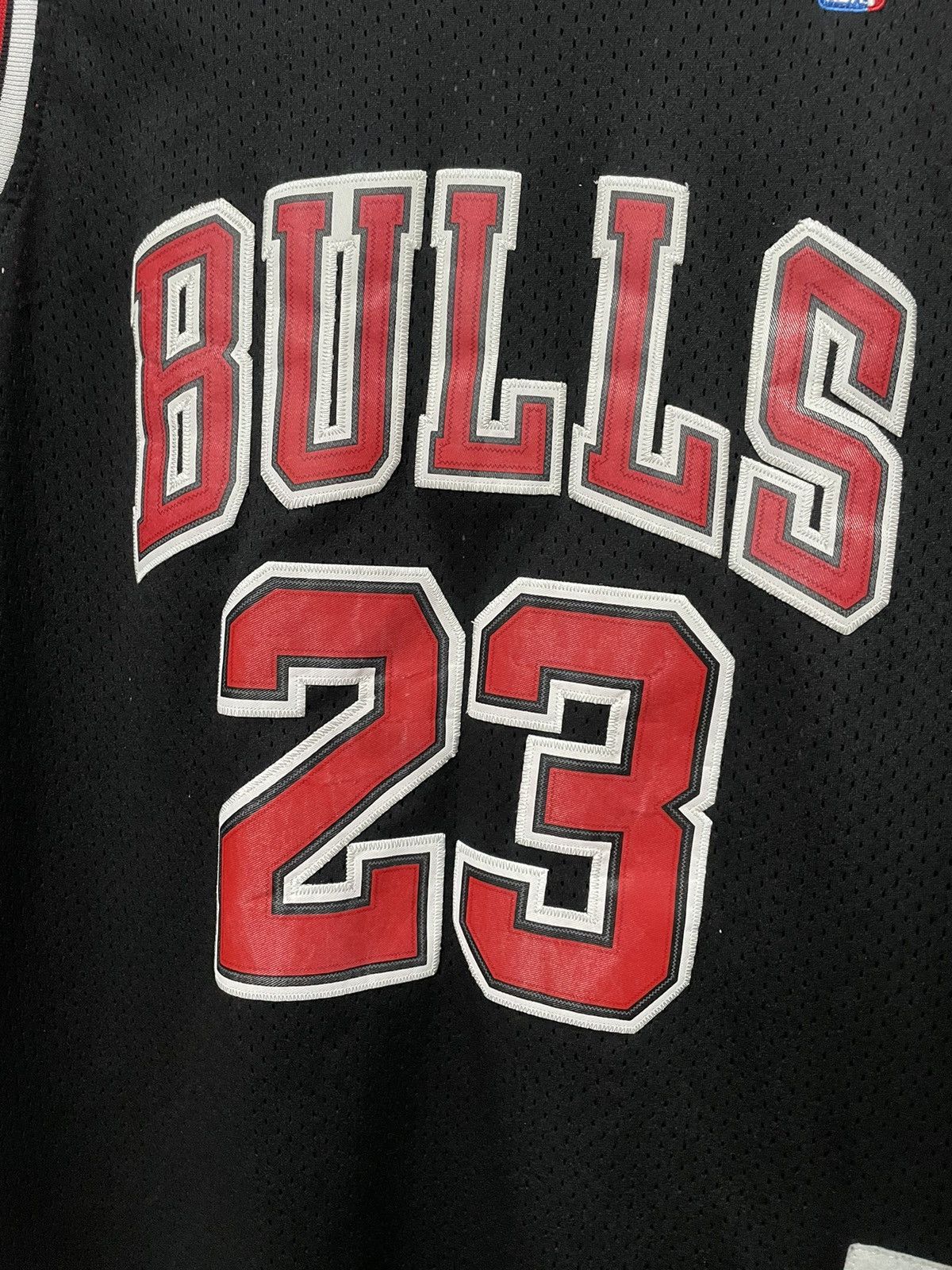 Mitchell & Ness × NBA #23 Jordan Chicago Bulls 1997 1998 NBA Finals Jersey Shirt Size US M / EU 48-50 / 2 - 4 Thumbnail
