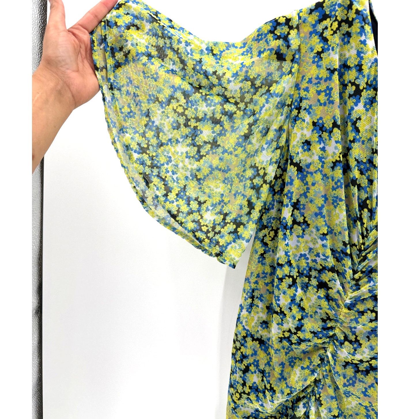 Other Saunders Collective floral mesh ruched midi dress size 10 Size L / US 10 / IT 46 - 4 Thumbnail