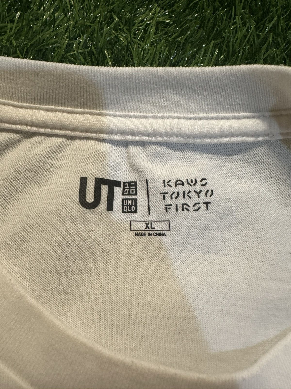 Kaws Kaws Uniqlo Tokyo First Tee Shirt Size XL Size US XL / EU 56 / 4 - 3 Thumbnail