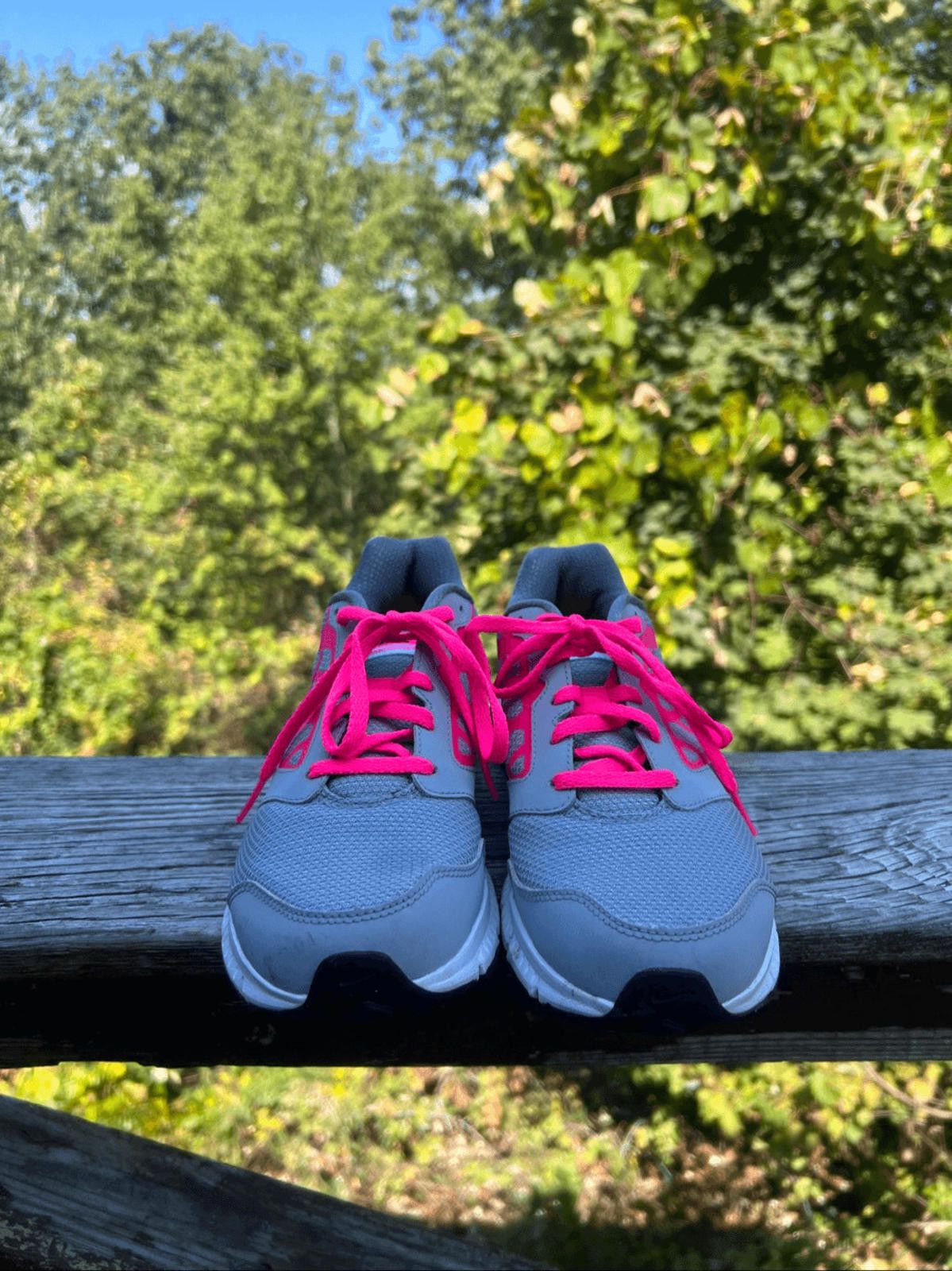 Nike Nike Girls Downshifter 6 Sz 6Y Pink/Black/Gray 685167-007 Size US 6 / IT 36 - 7 Thumbnail
