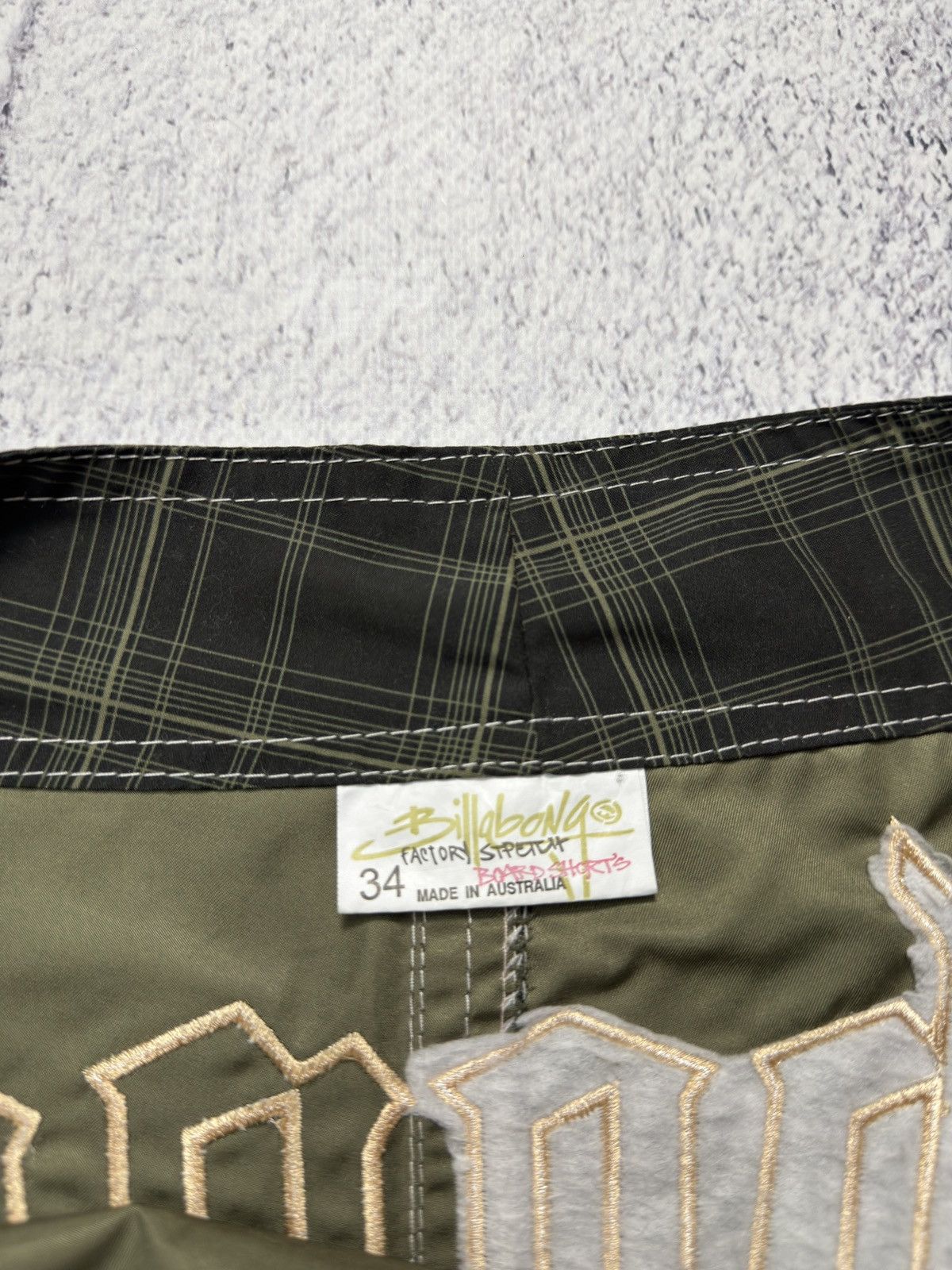 Billabong Vintage Y2K Billabong Surf Shorts Big Spellout Plaid Size US 34 / EU 50 - 10 Thumbnail