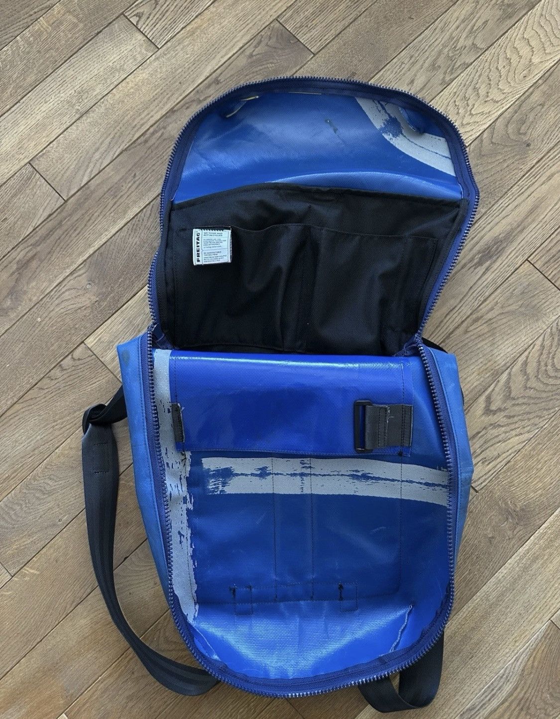 Freitag FREITAG F49 Unisex Backpack Blue/Yellow! Size ONE SIZE - 9 Thumbnail
