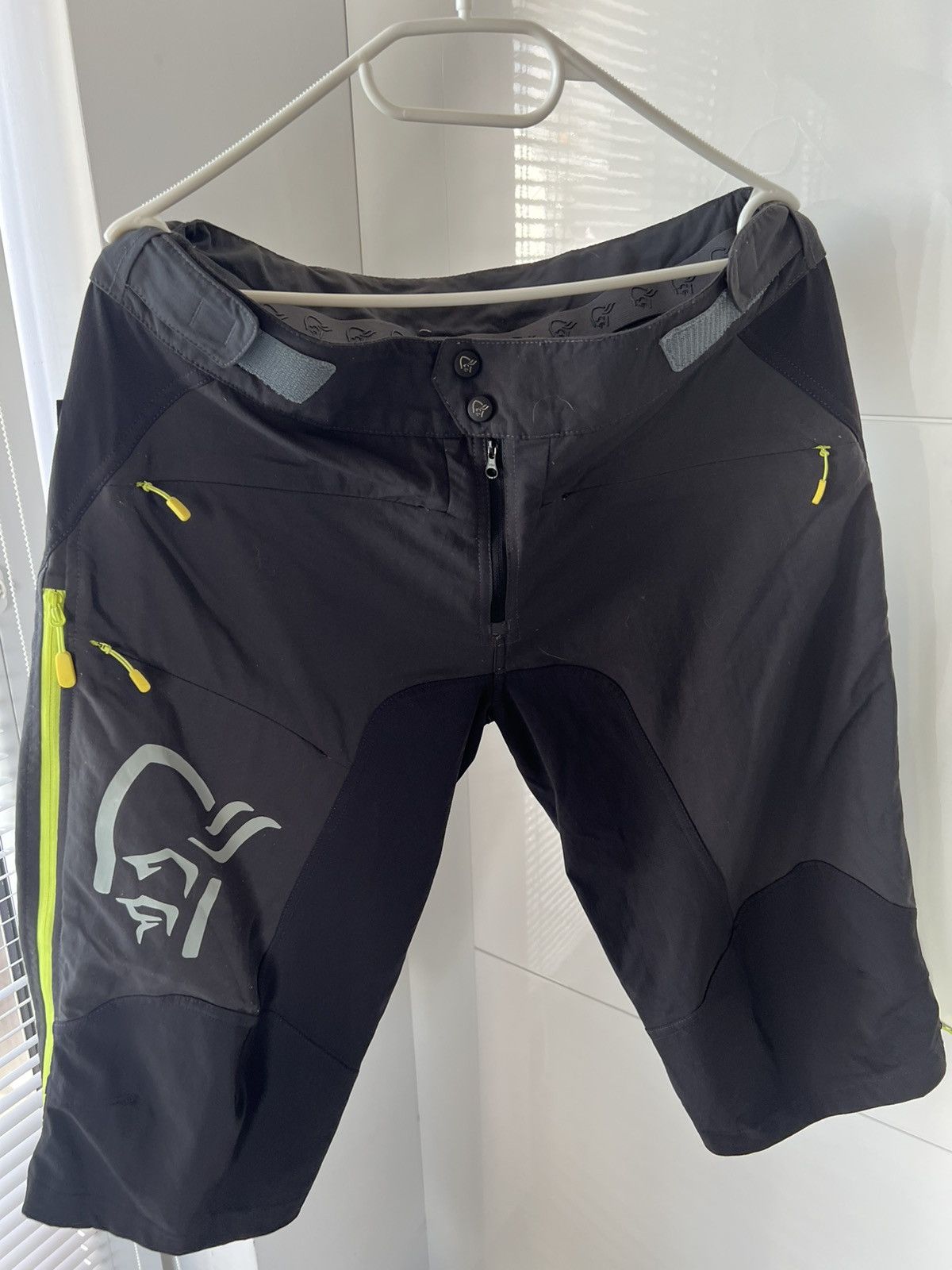 Norrona Norrona Fjora Big Logo Gorpcore Phantom - Caviar Shorts Size US 34 / EU 50 - 3 Thumbnail