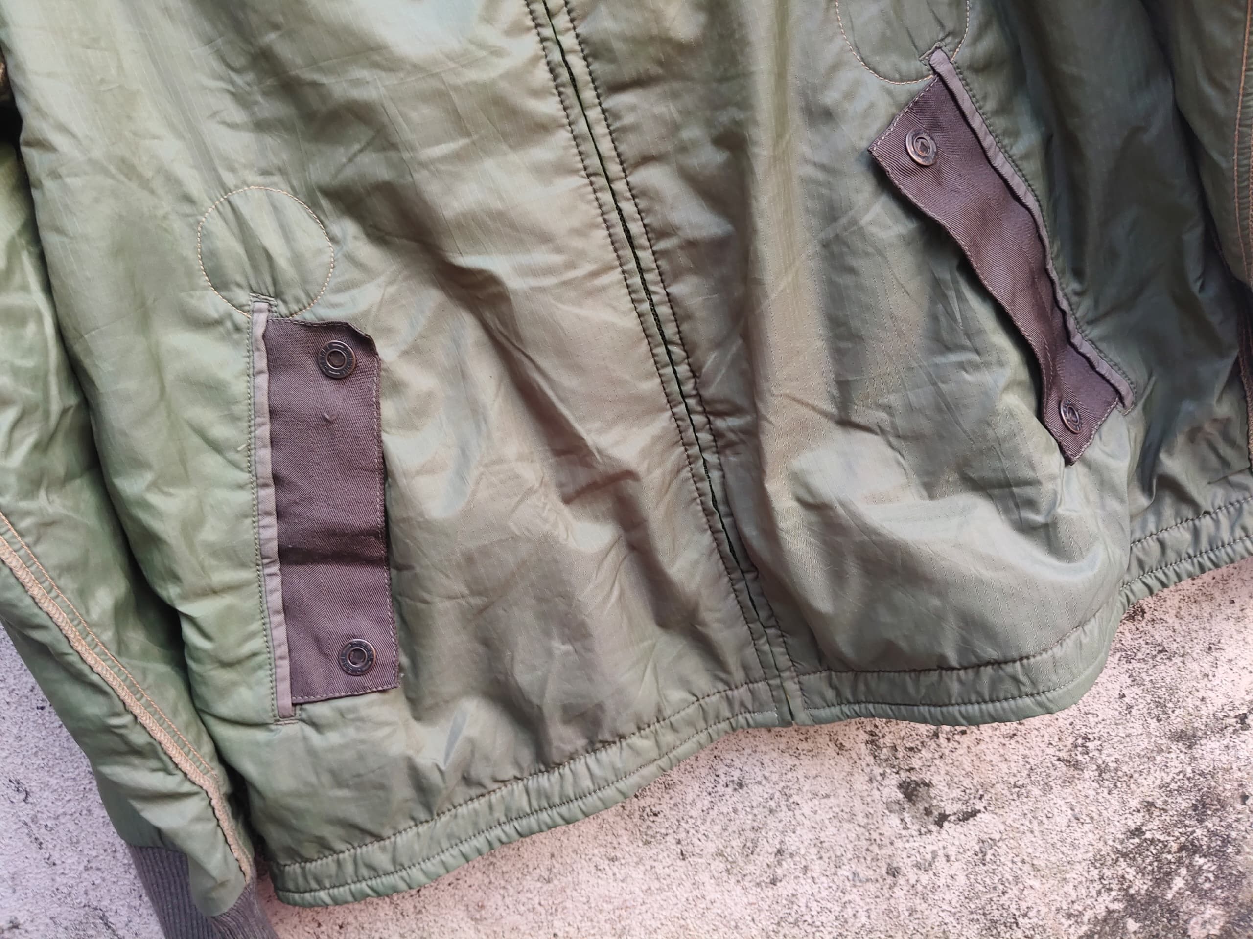 Diesel VINTAGE DIESEL MILITARY QUILTED BOMBER JACKET Size US L / EU 52-54 / 3 - 8 Thumbnail