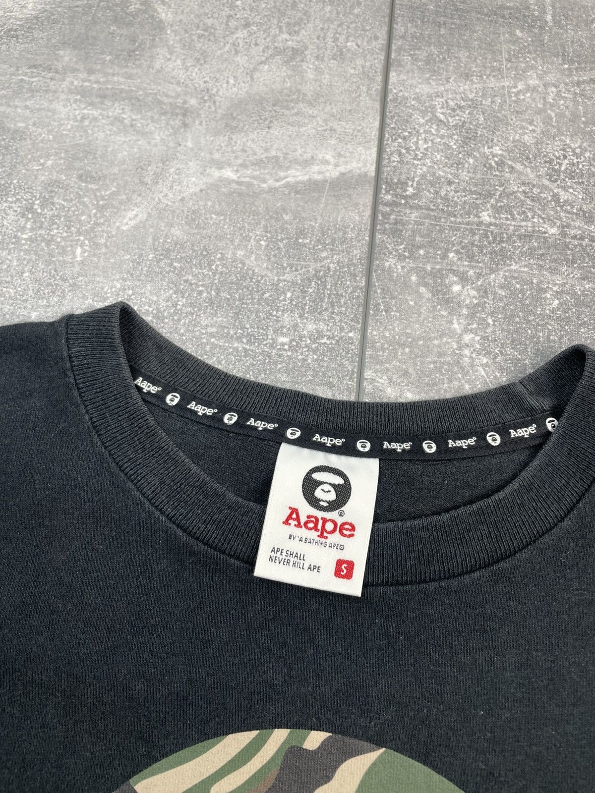Aape A Bathing APE Bape T-shirt Big Logo Size US S / EU 44-46 / 1 - 5 Thumbnail