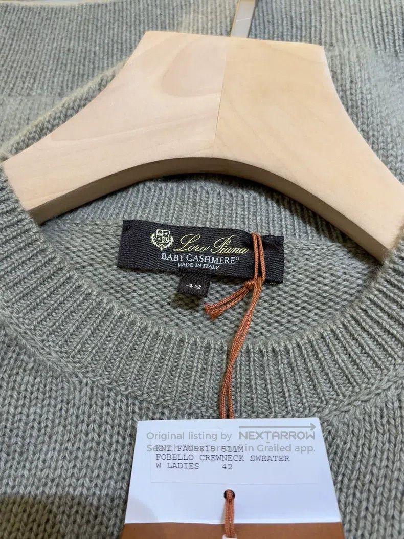 Loro Piana Loro Piana Women's Crew Neck Cashmere Sweater Size S / US 4 / IT 40 - 4 Thumbnail