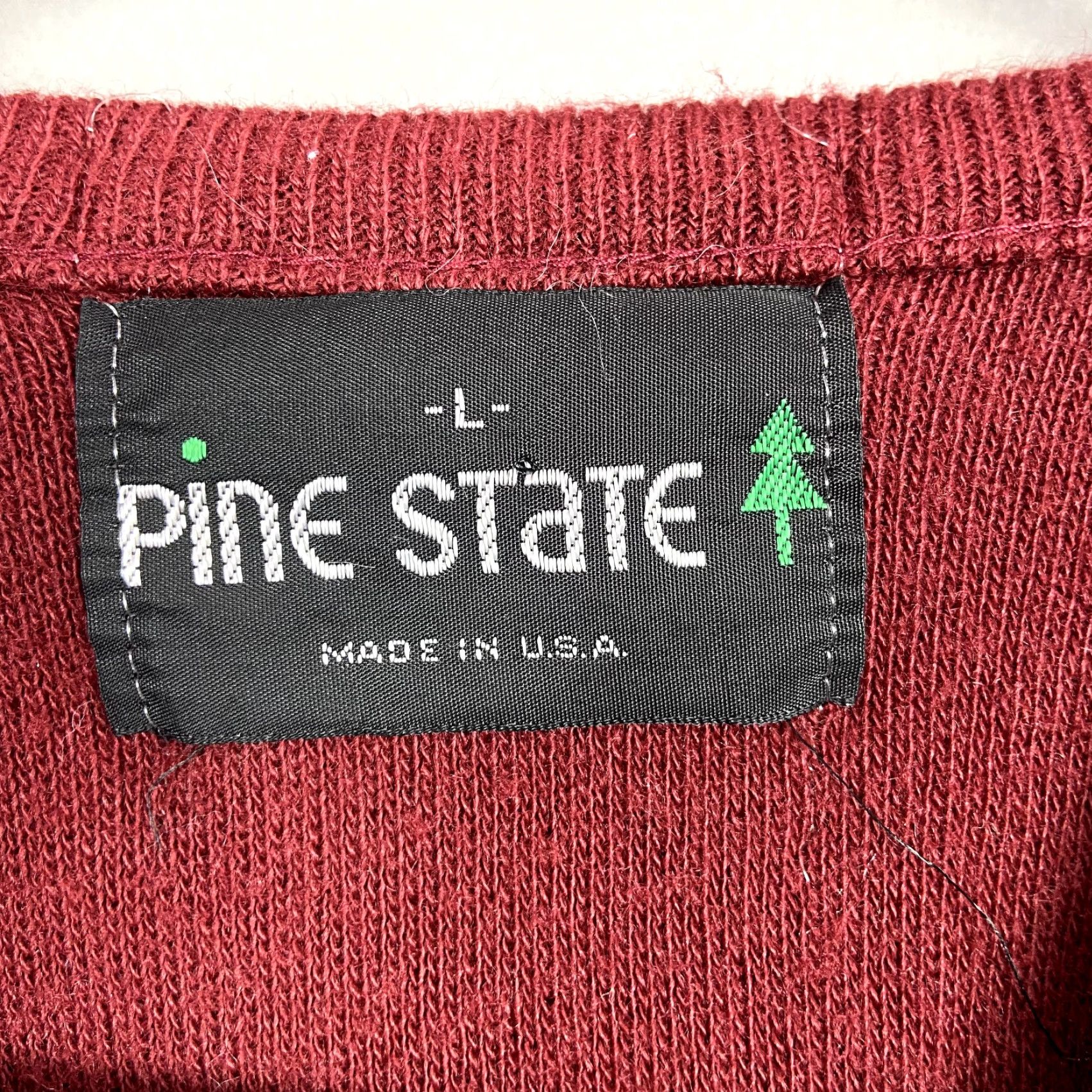 Vintage VINTAGE Pine State Red V-Neck Sweater Kurt Cobain Mens Large USA Size US L / EU 52-54 / 3 - 4 Thumbnail